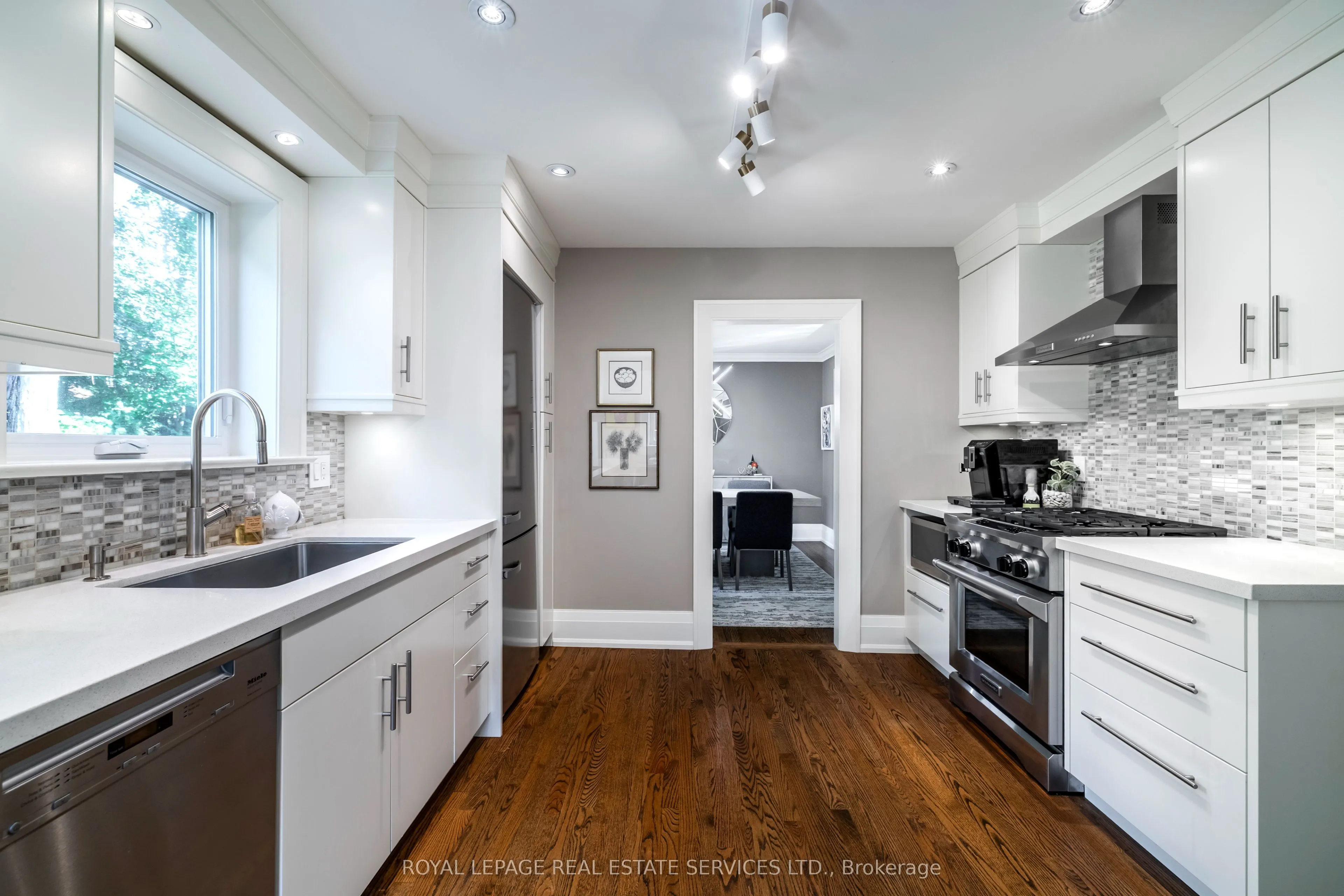 10 Hartfield Court