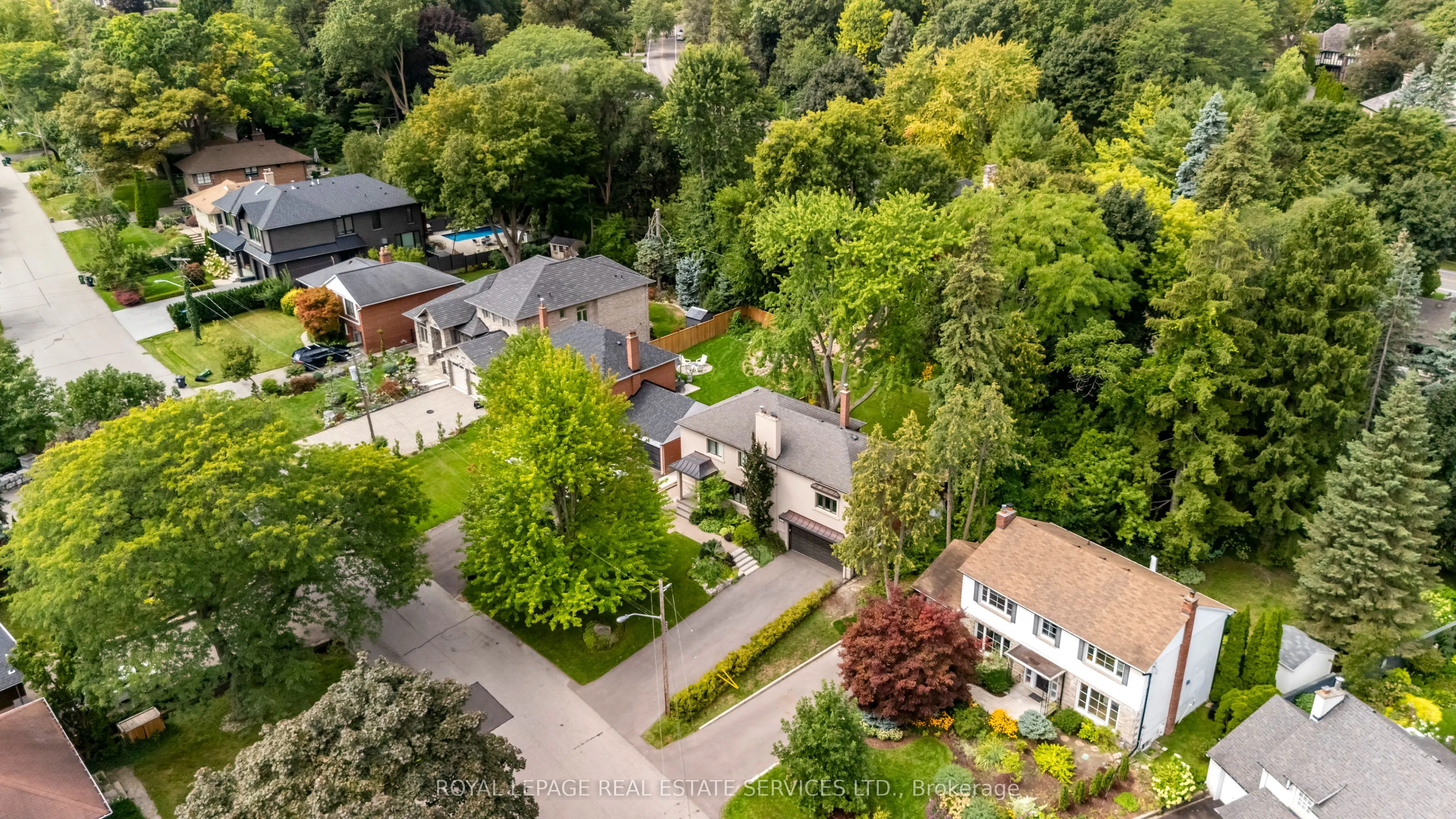 10 Hartfield Court