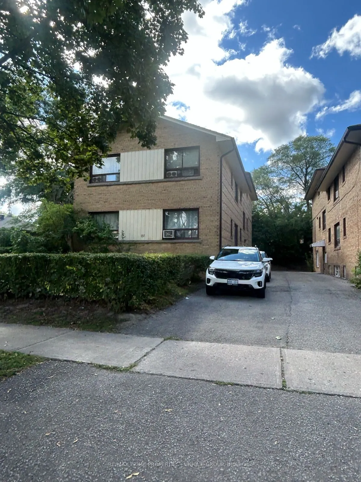 157 Berry Road
