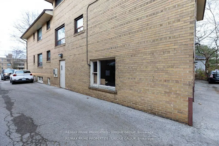 157 Berry Road