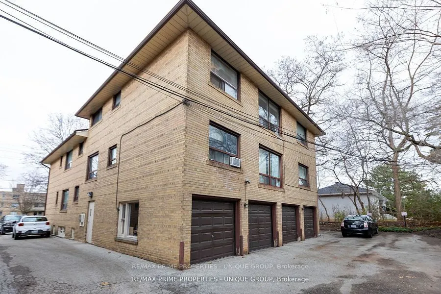 157 Berry Road
