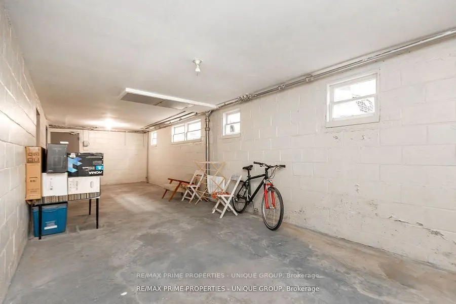 157 Berry Road