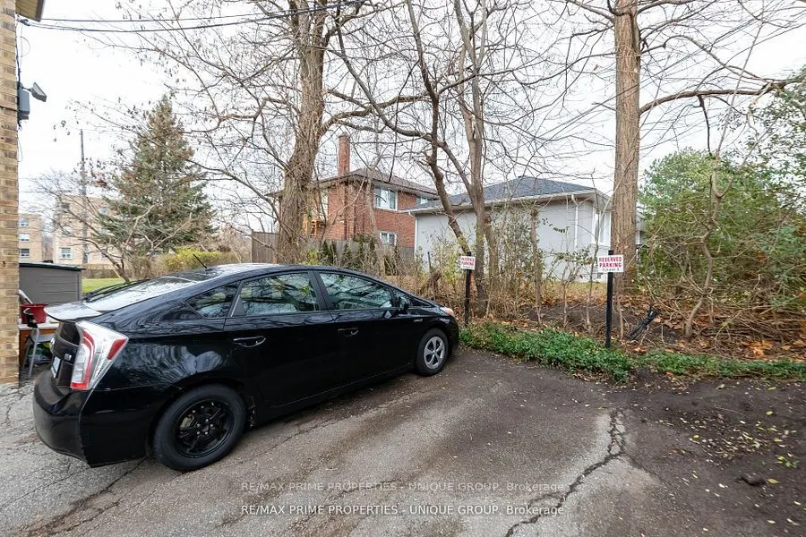 157 Berry Road