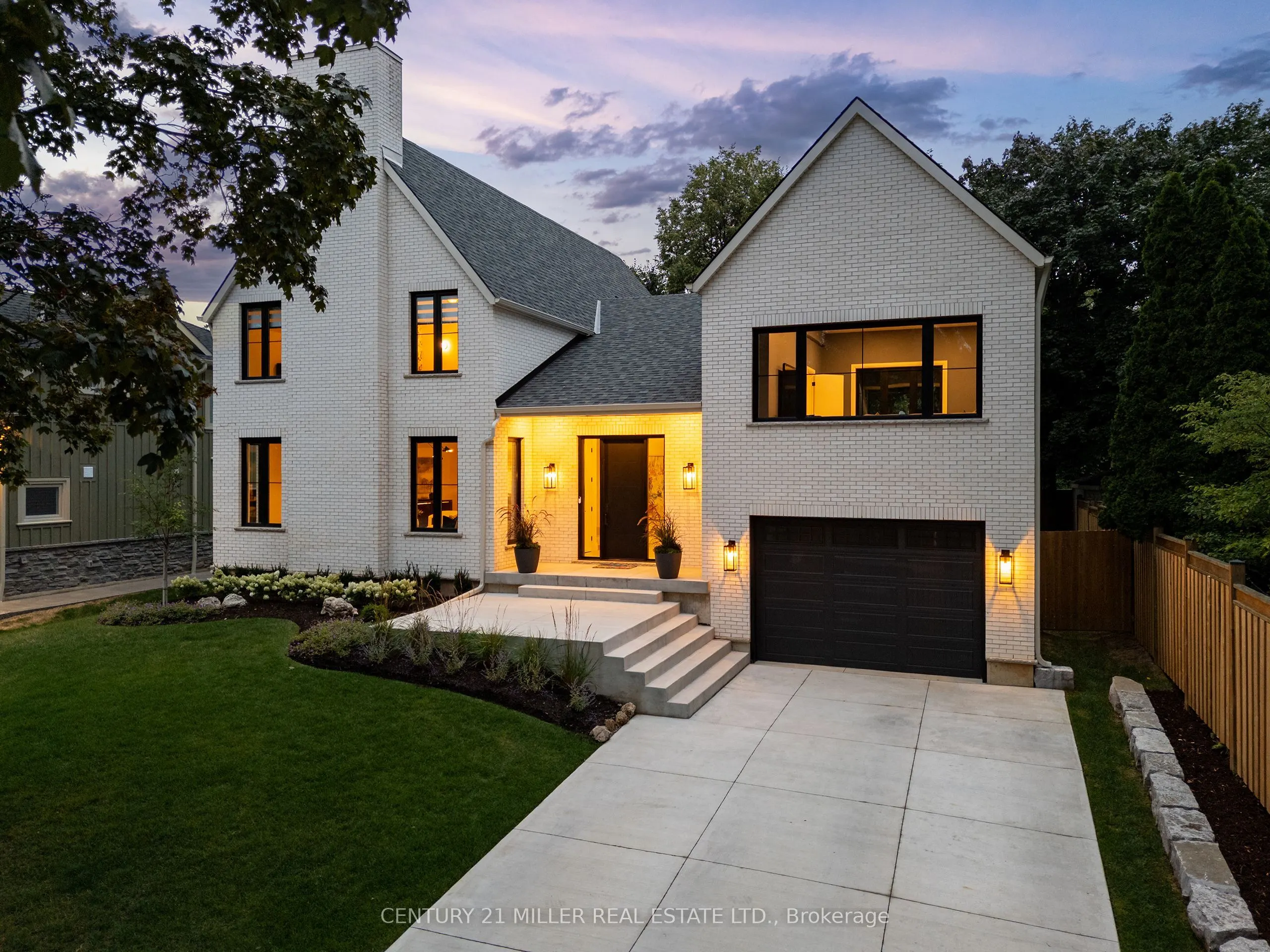 935 Harvey Place