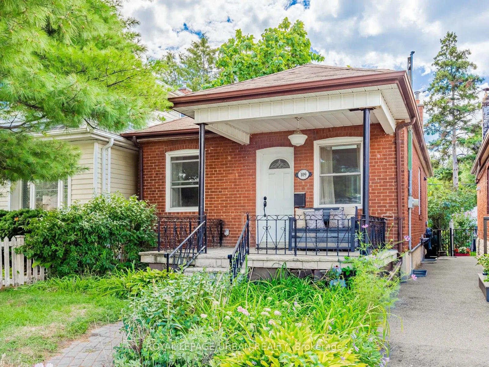 109 Corbett Avenue