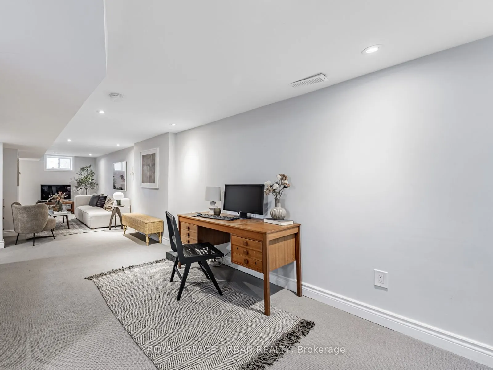 109 Corbett Avenue