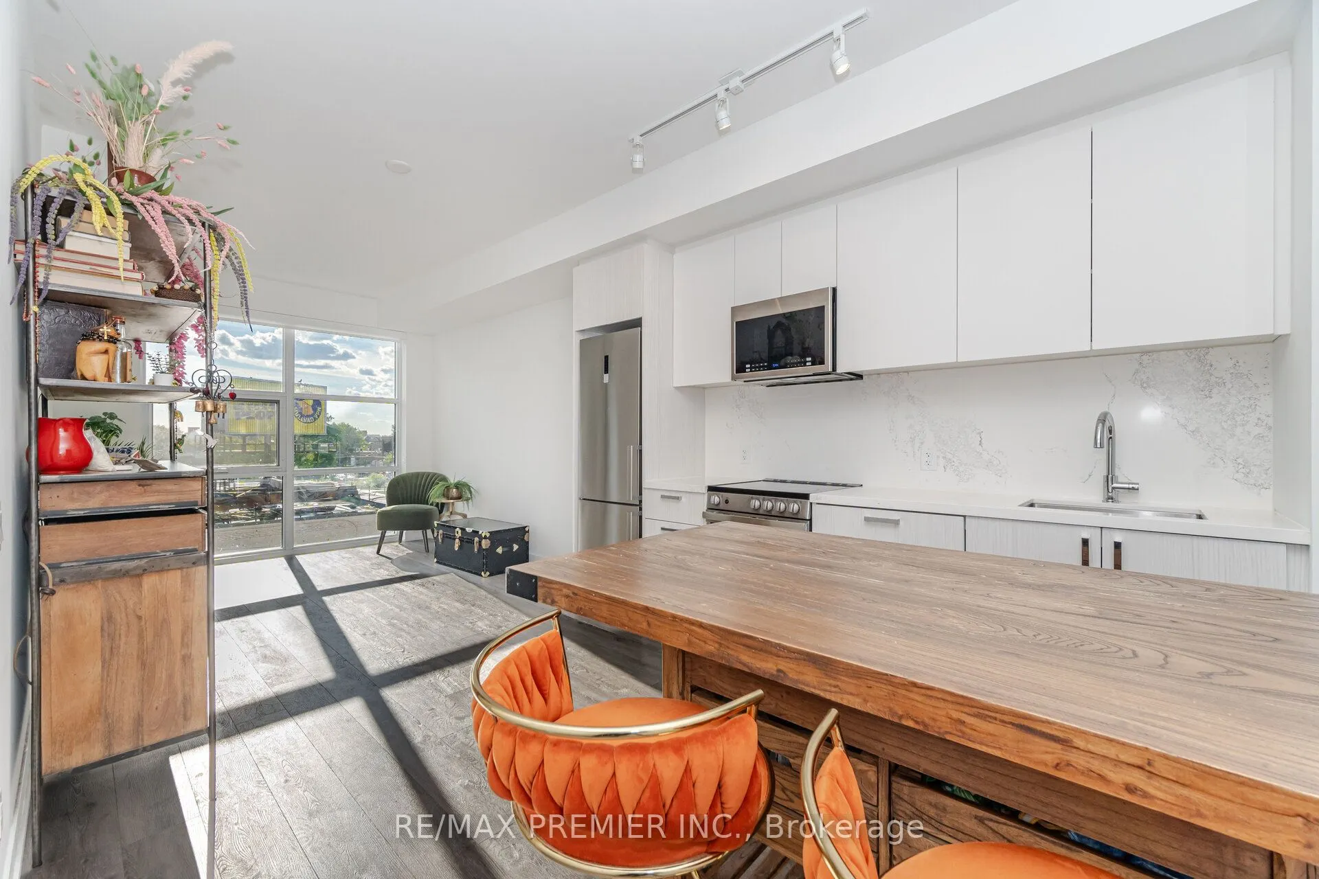 1787 St. Clair Avenue W, #311