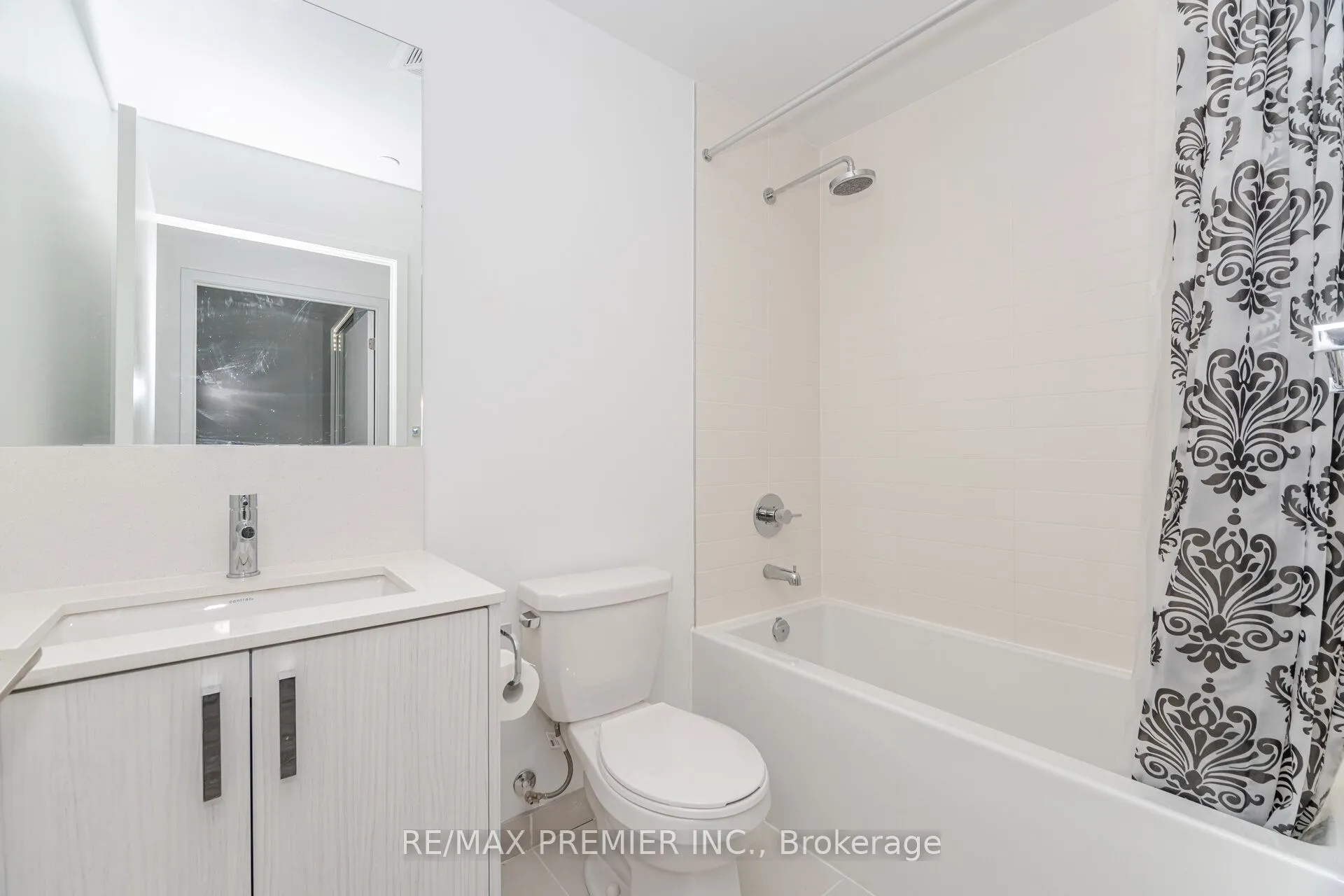 1787 St. Clair Avenue W, #311