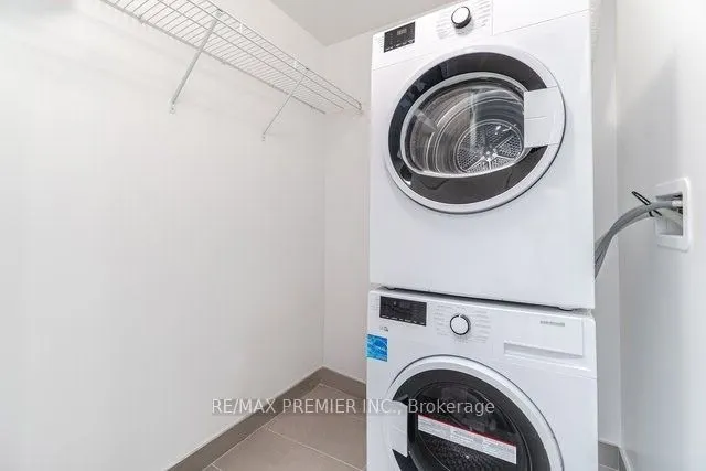 1787 St. Clair Avenue W, #311
