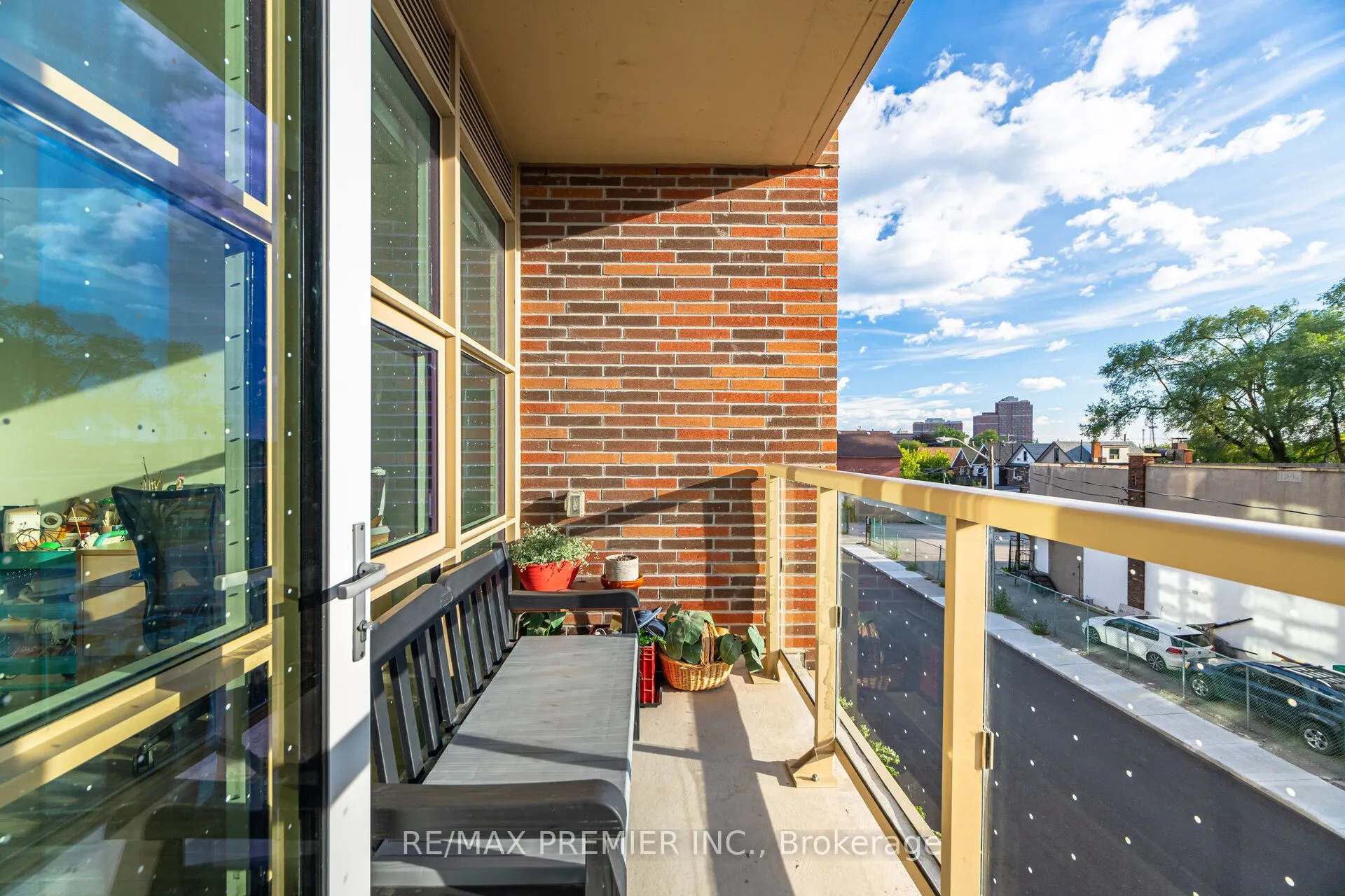 1787 St. Clair Avenue W, #311