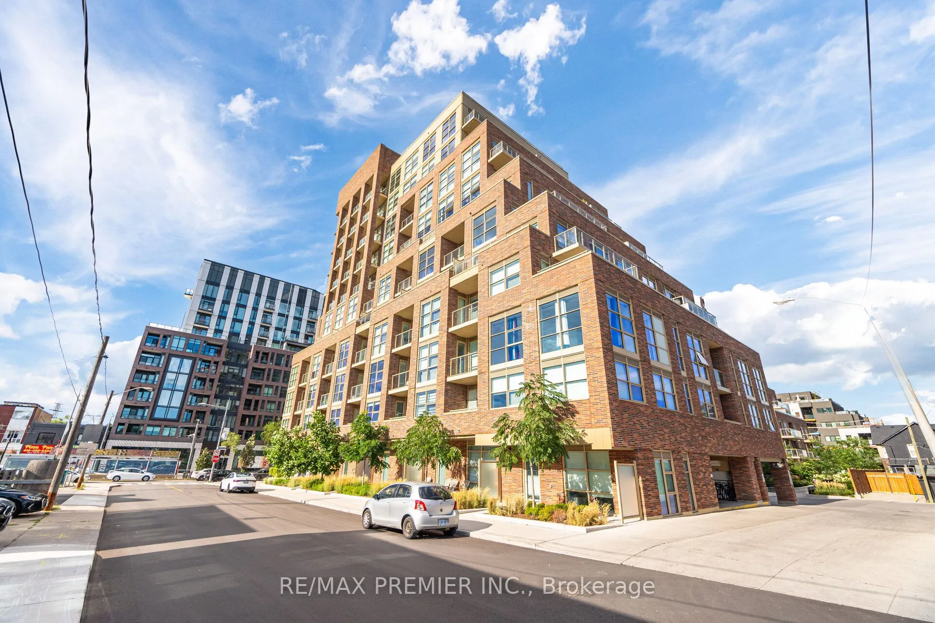 1787 St. Clair Avenue W, #311