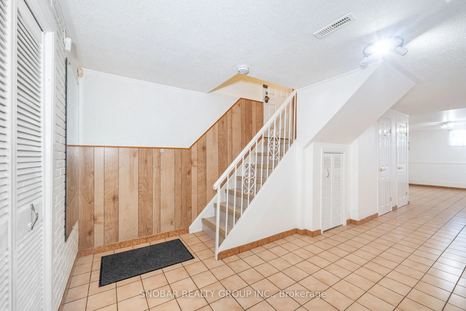 3187 Ibbetson Crescent