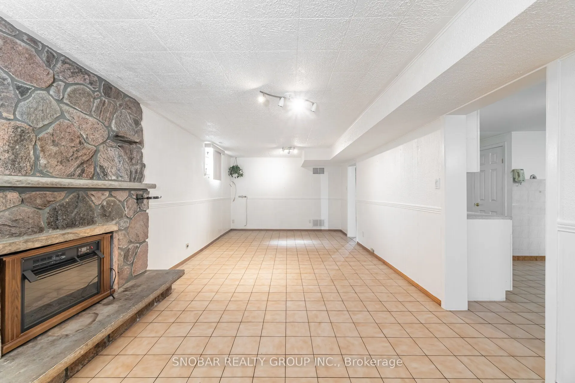 3187 Ibbetson Crescent