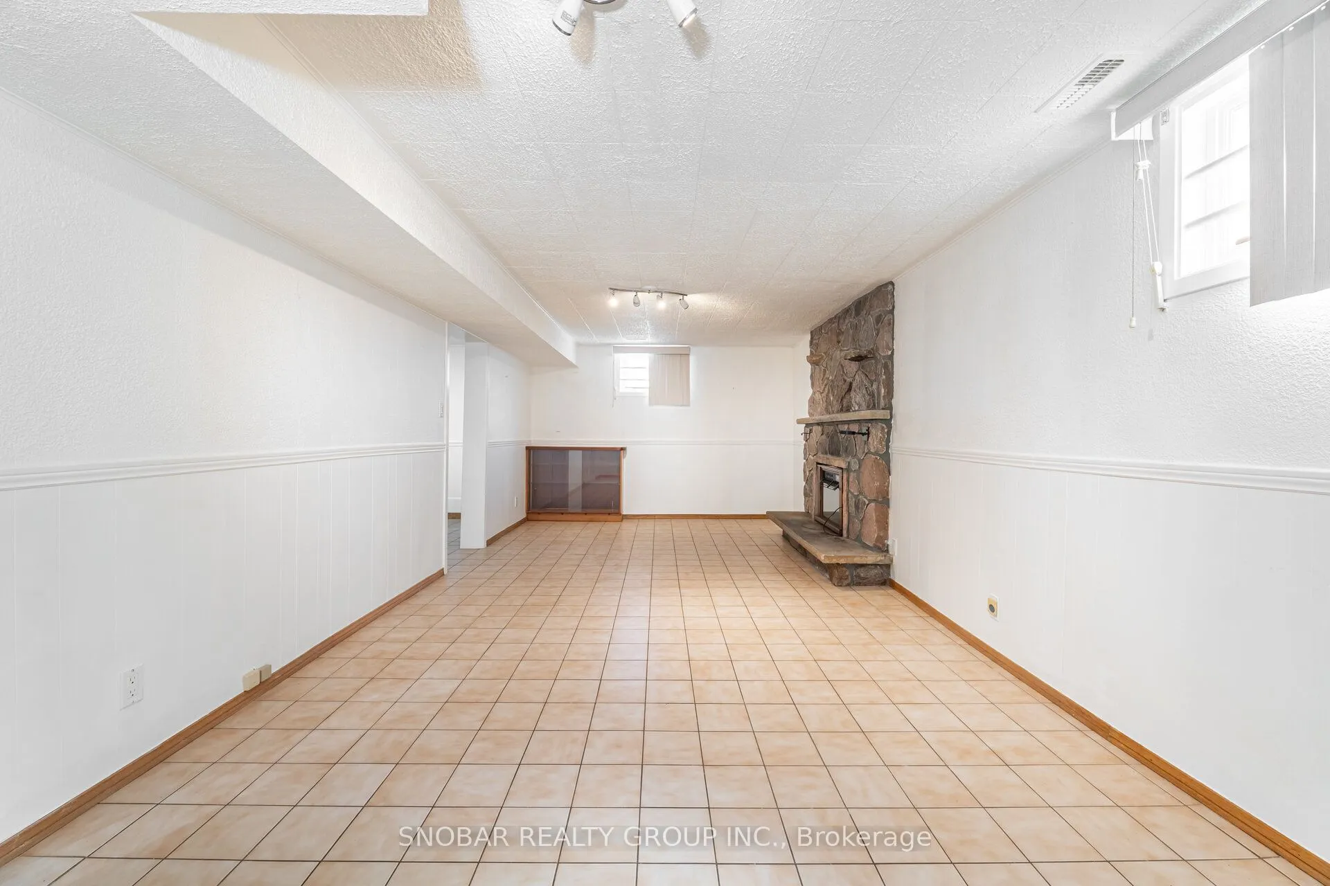 3187 Ibbetson Crescent