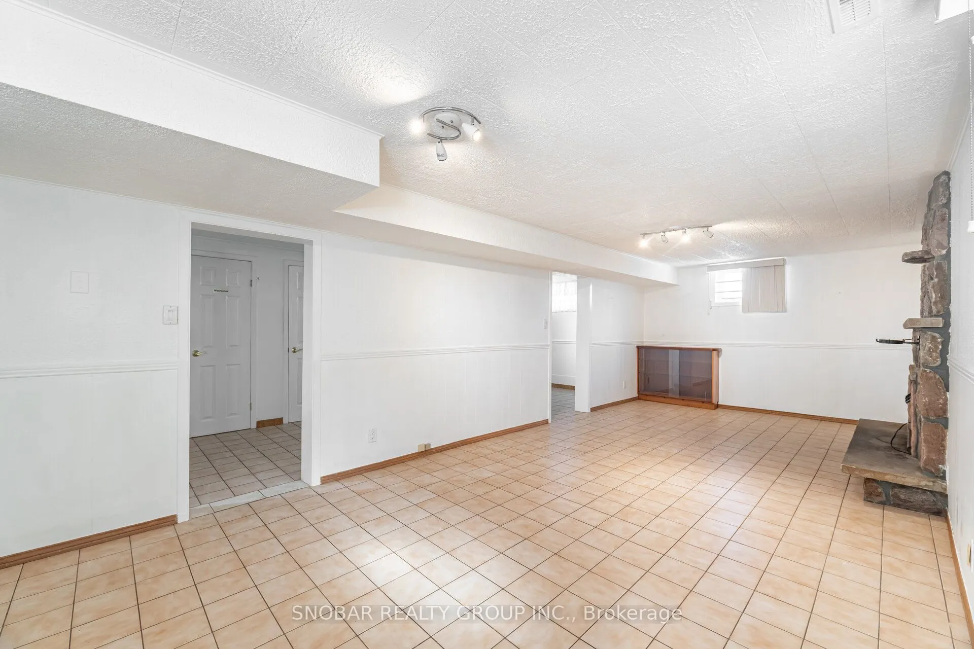 3187 Ibbetson Crescent