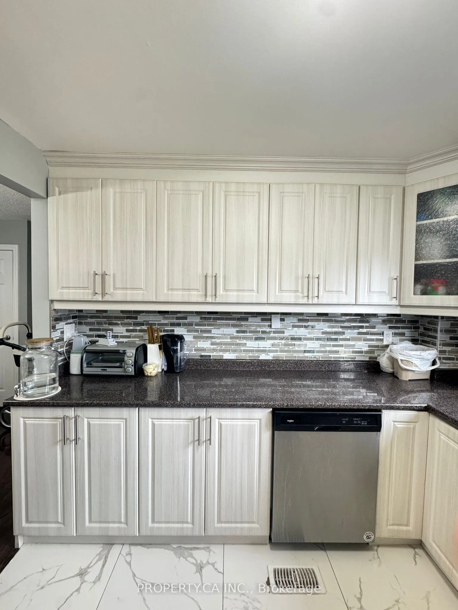 2050 Upper Middle Road, #67