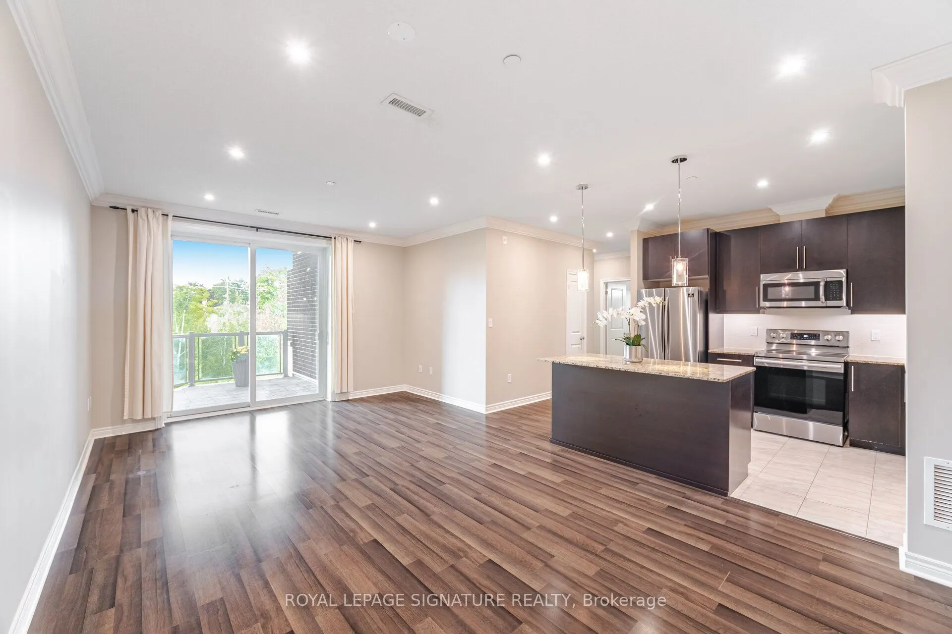33 Whitmer Street, #204