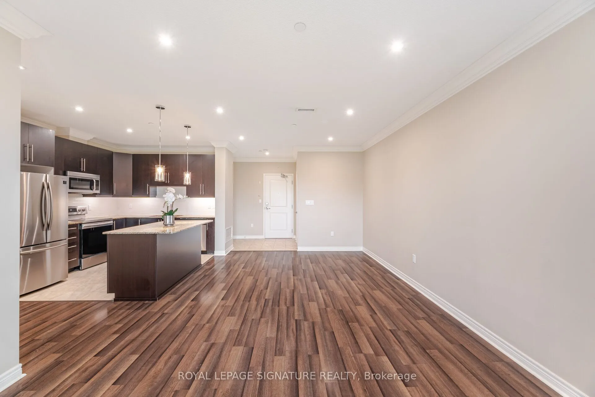 33 Whitmer Street, #204
