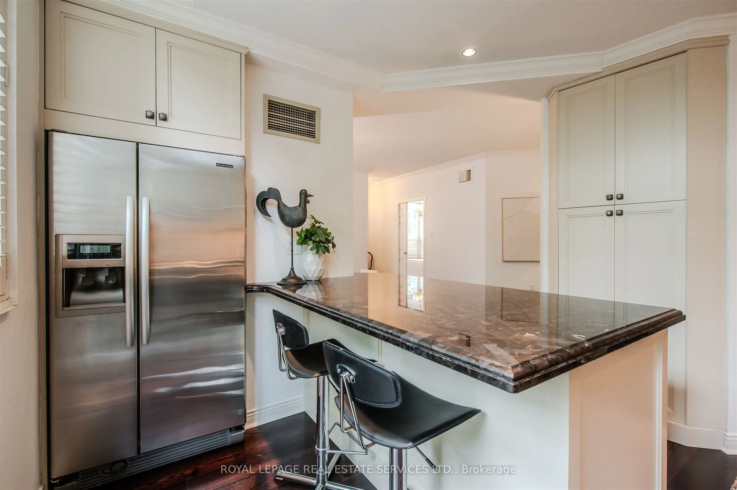 1110 Walden Circle, #111