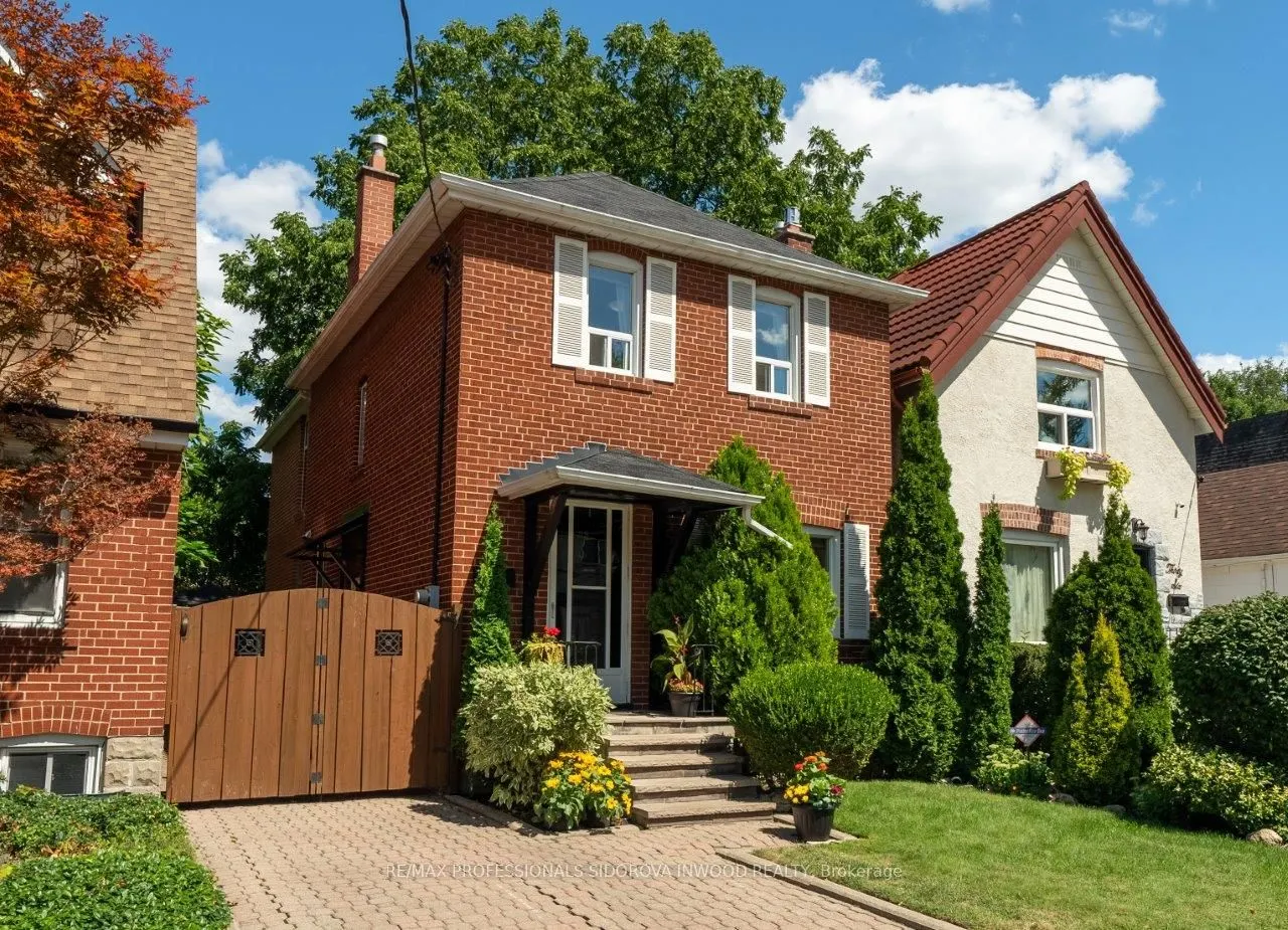 38 Warren Crescent
