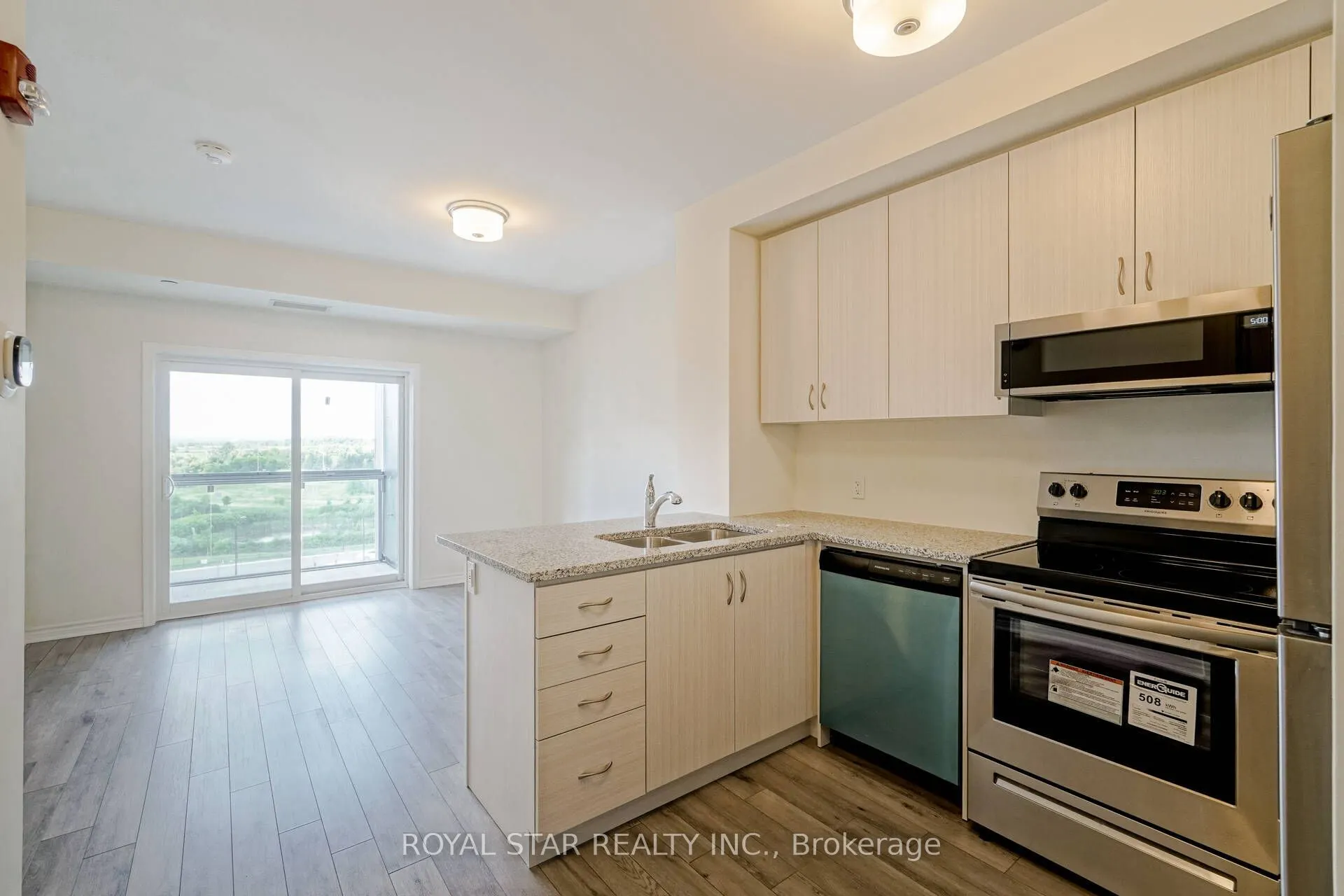 200 Lagerfeld Drive, #601