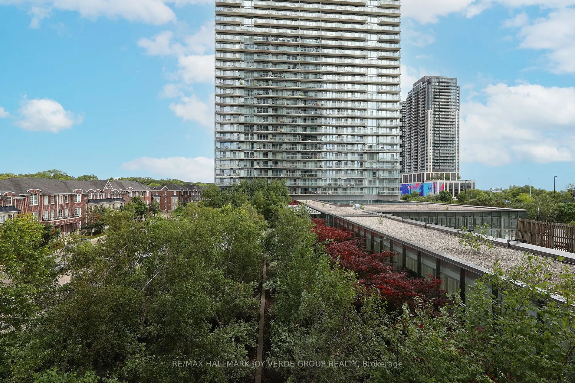105 The Queensway, #314