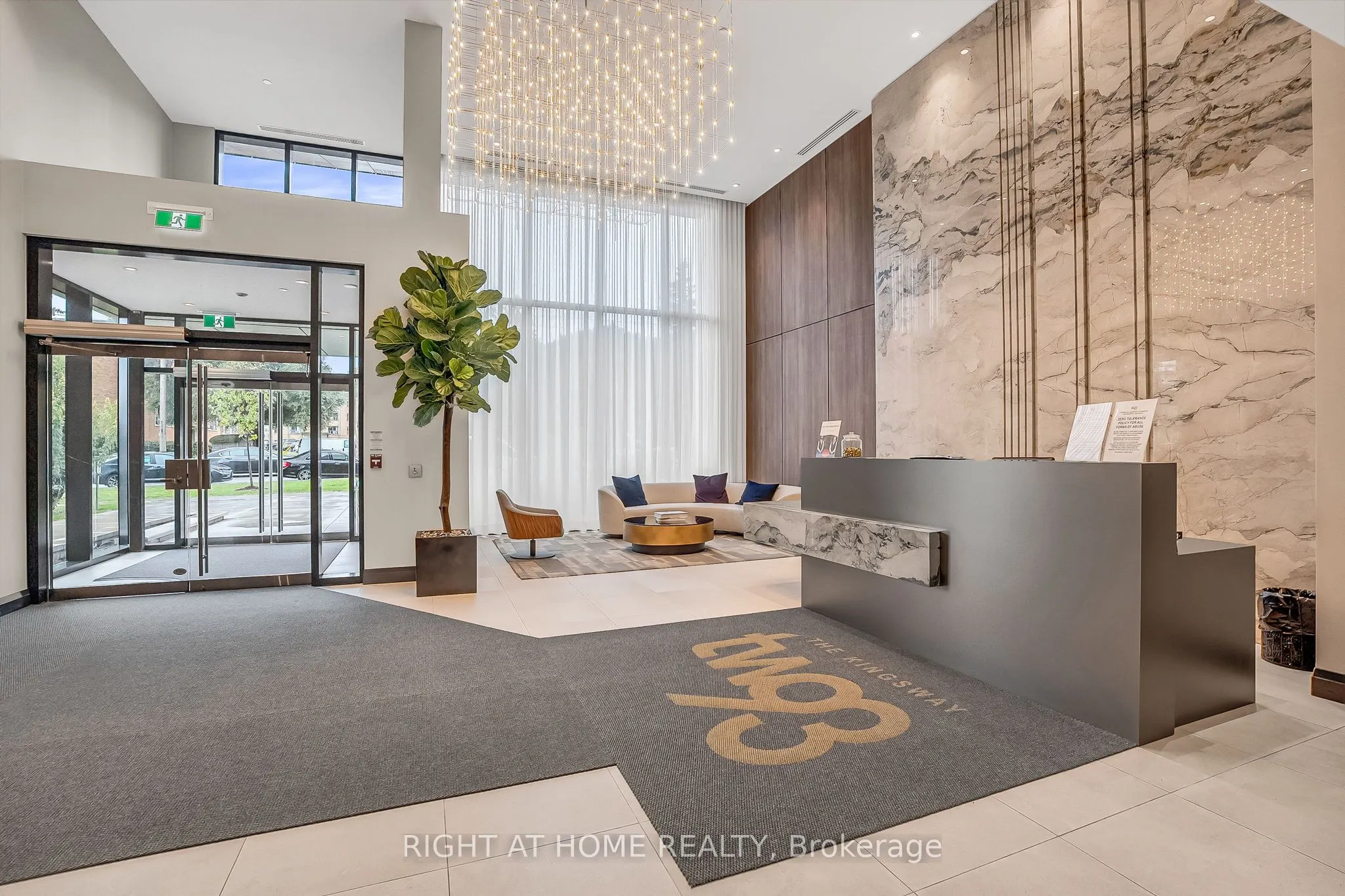 293 The Kingsway, #705