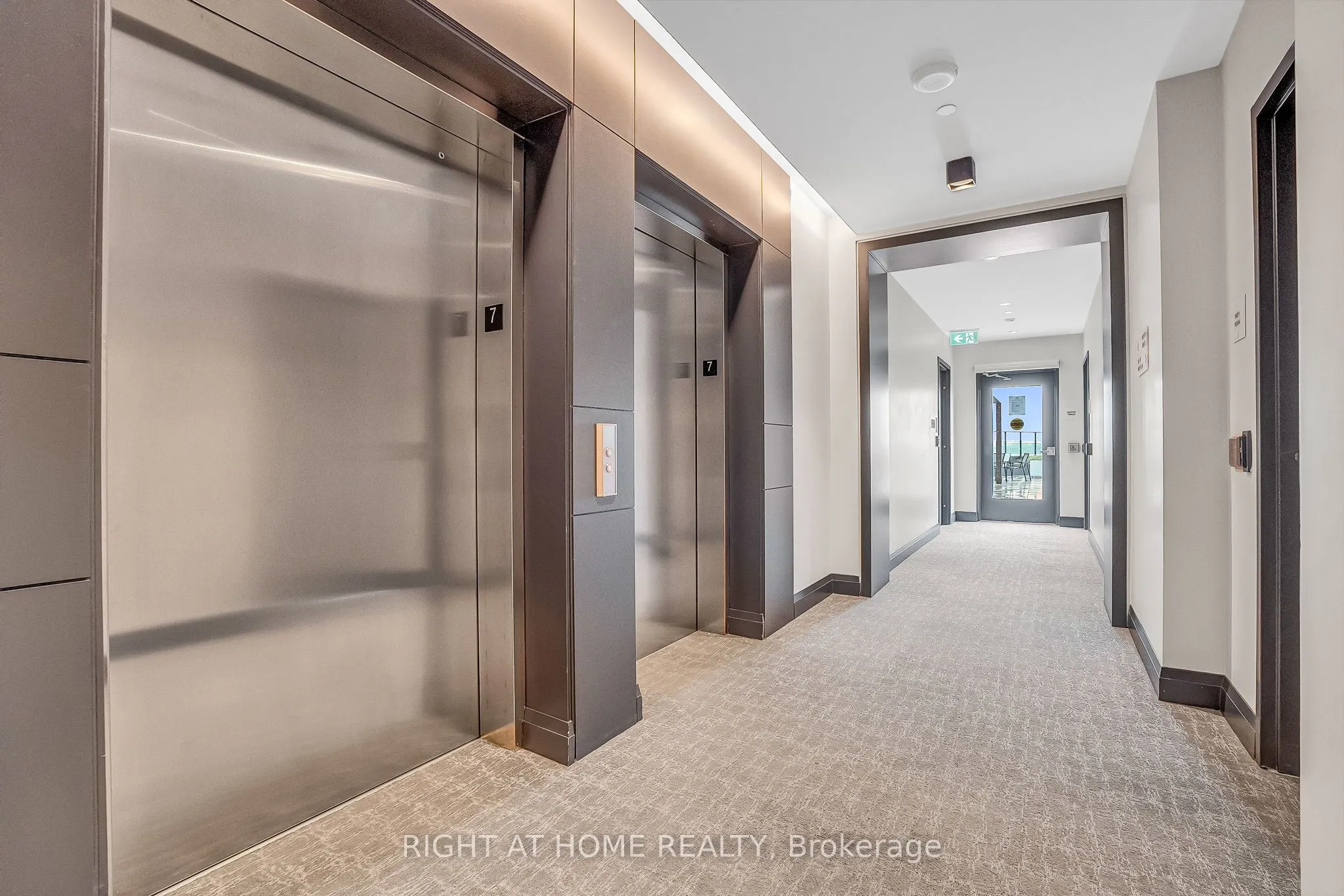 293 The Kingsway, #705