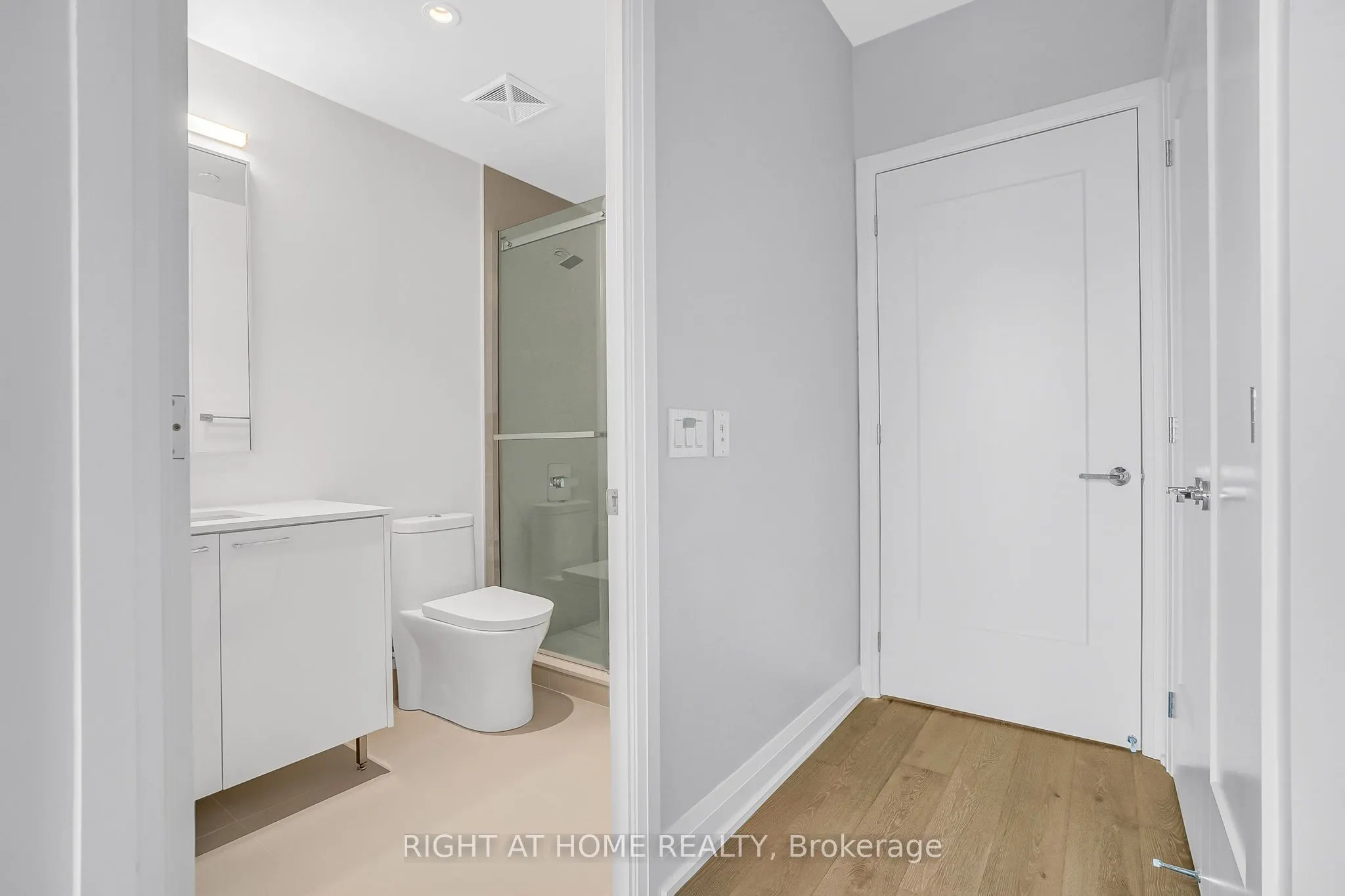 293 The Kingsway, #705