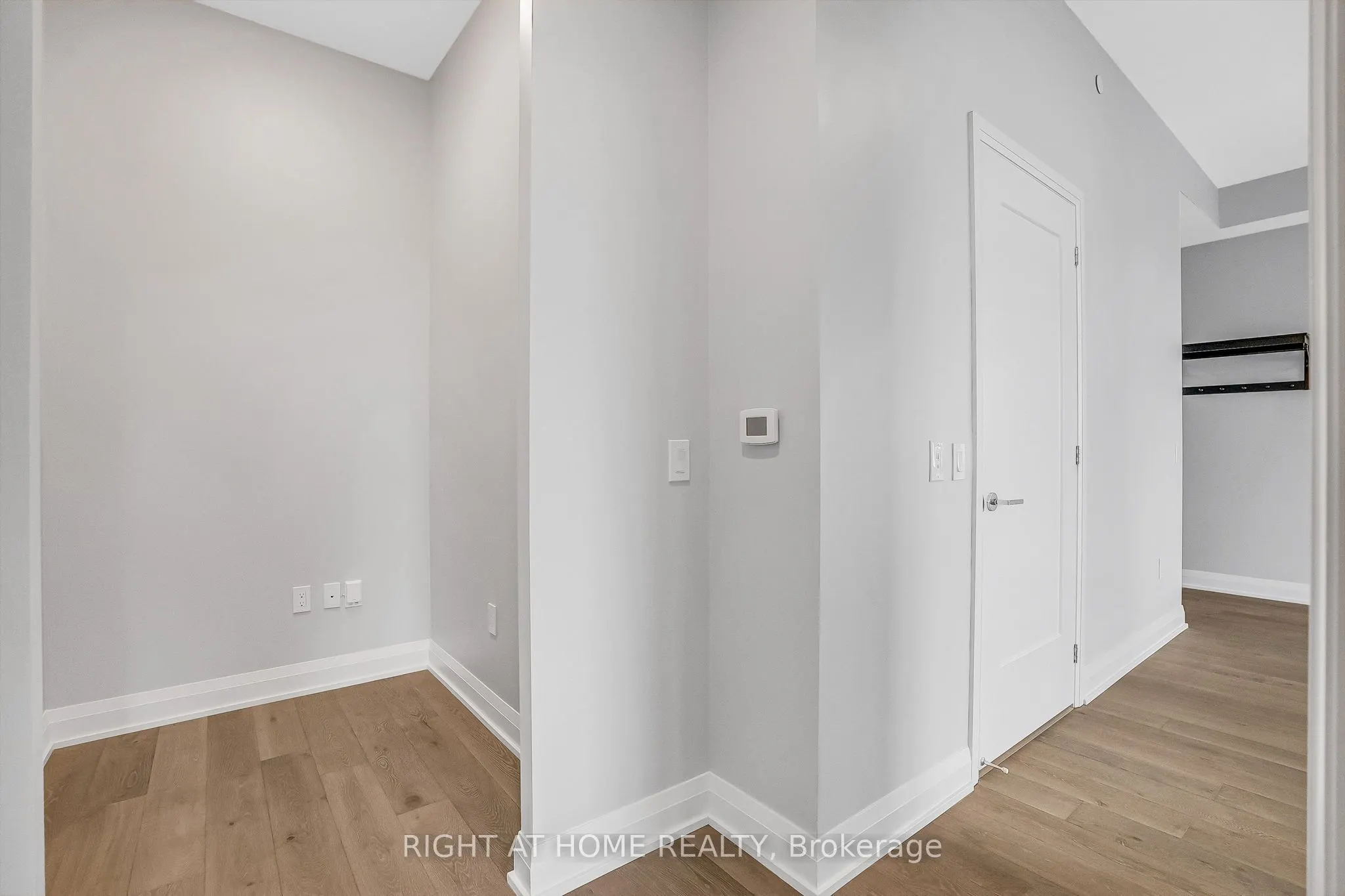 293 The Kingsway, #705