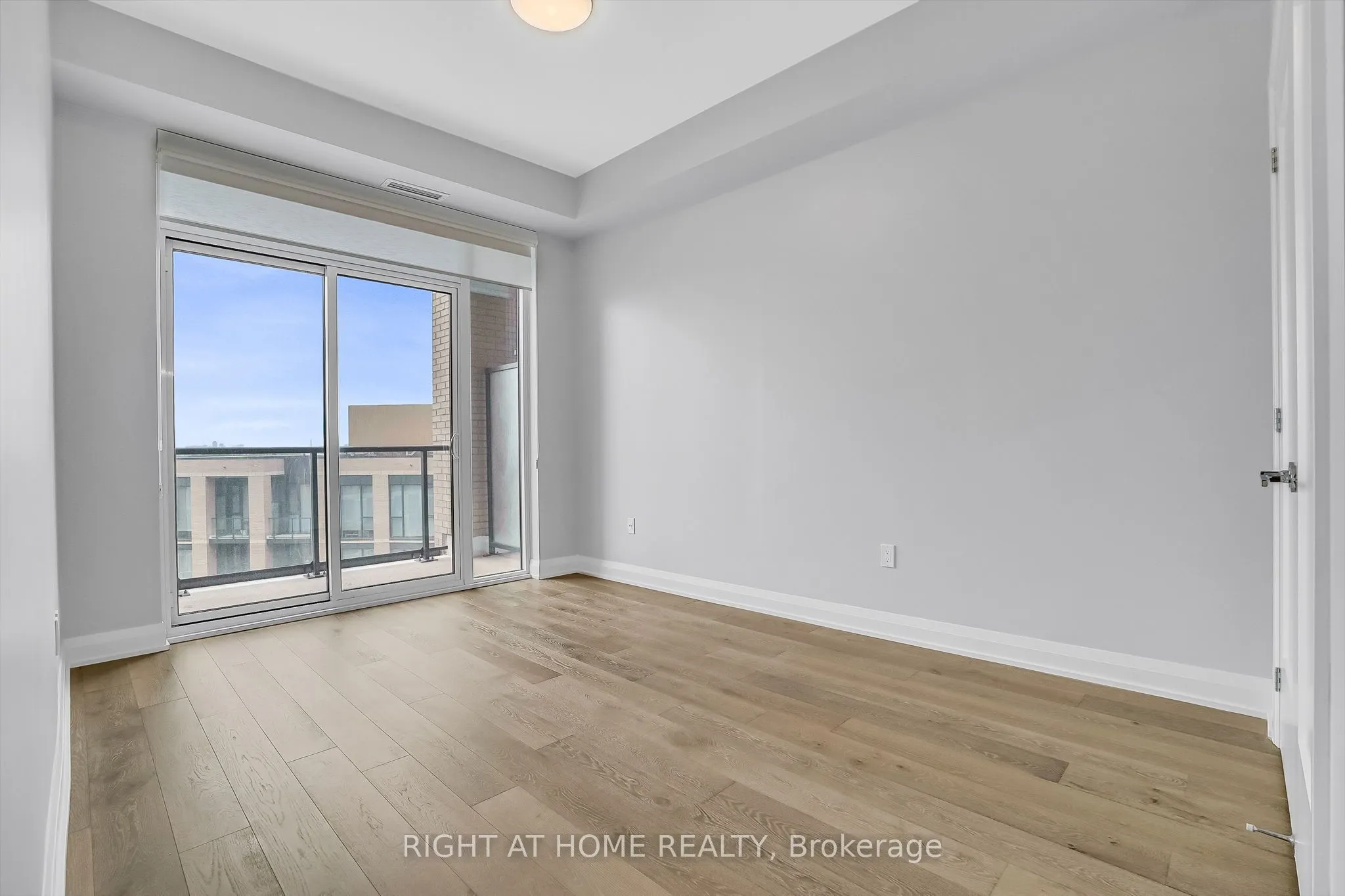 293 The Kingsway, #705