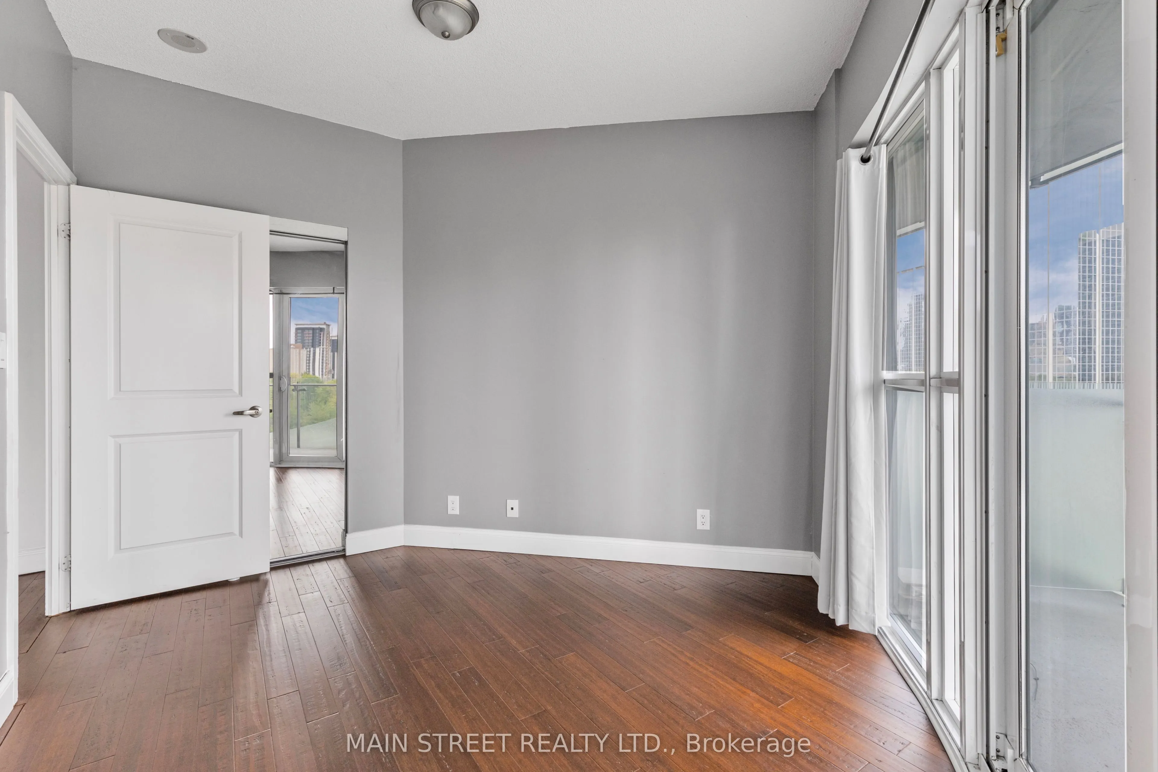 50 Absolute Avenue, #503