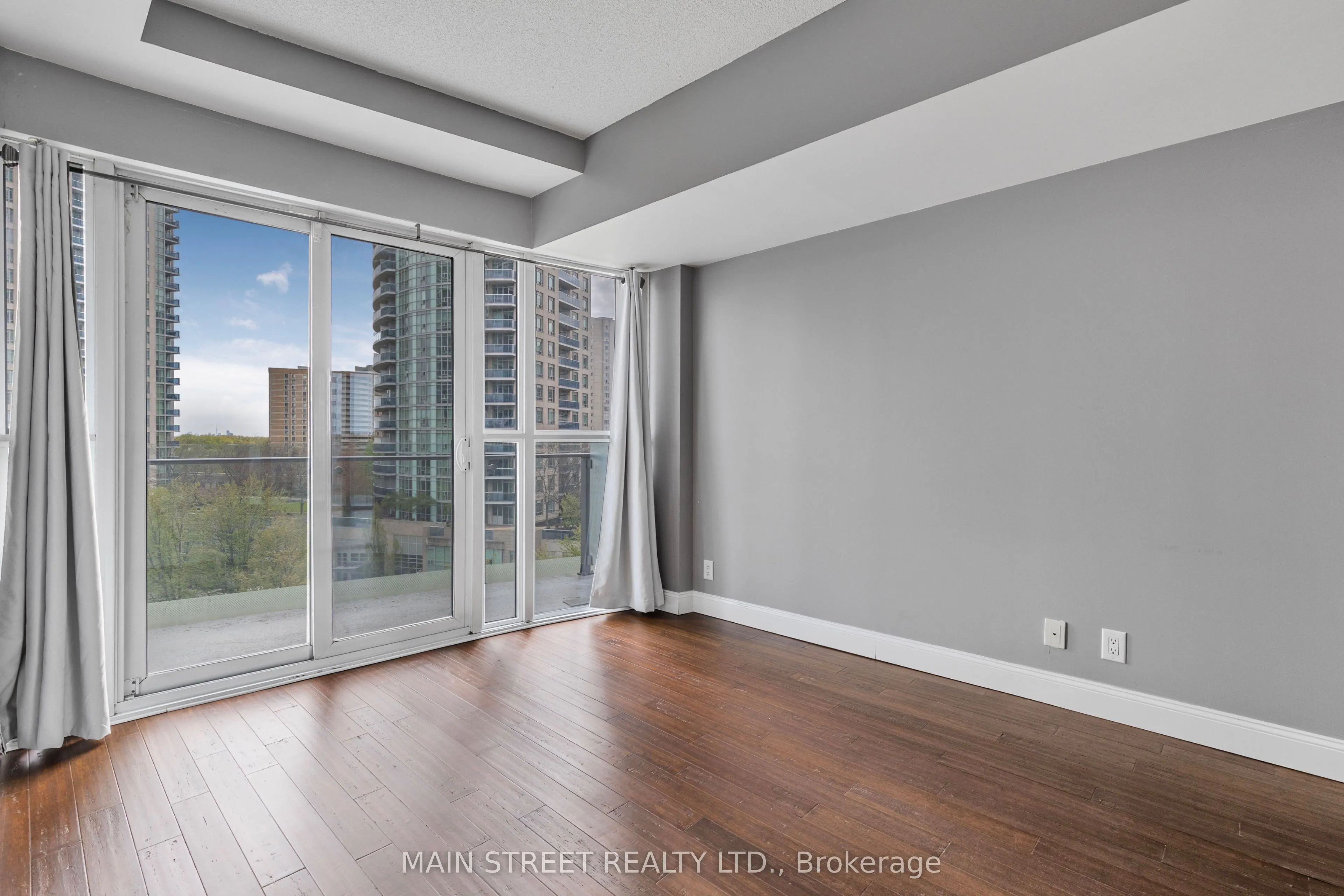 50 Absolute Avenue, #503