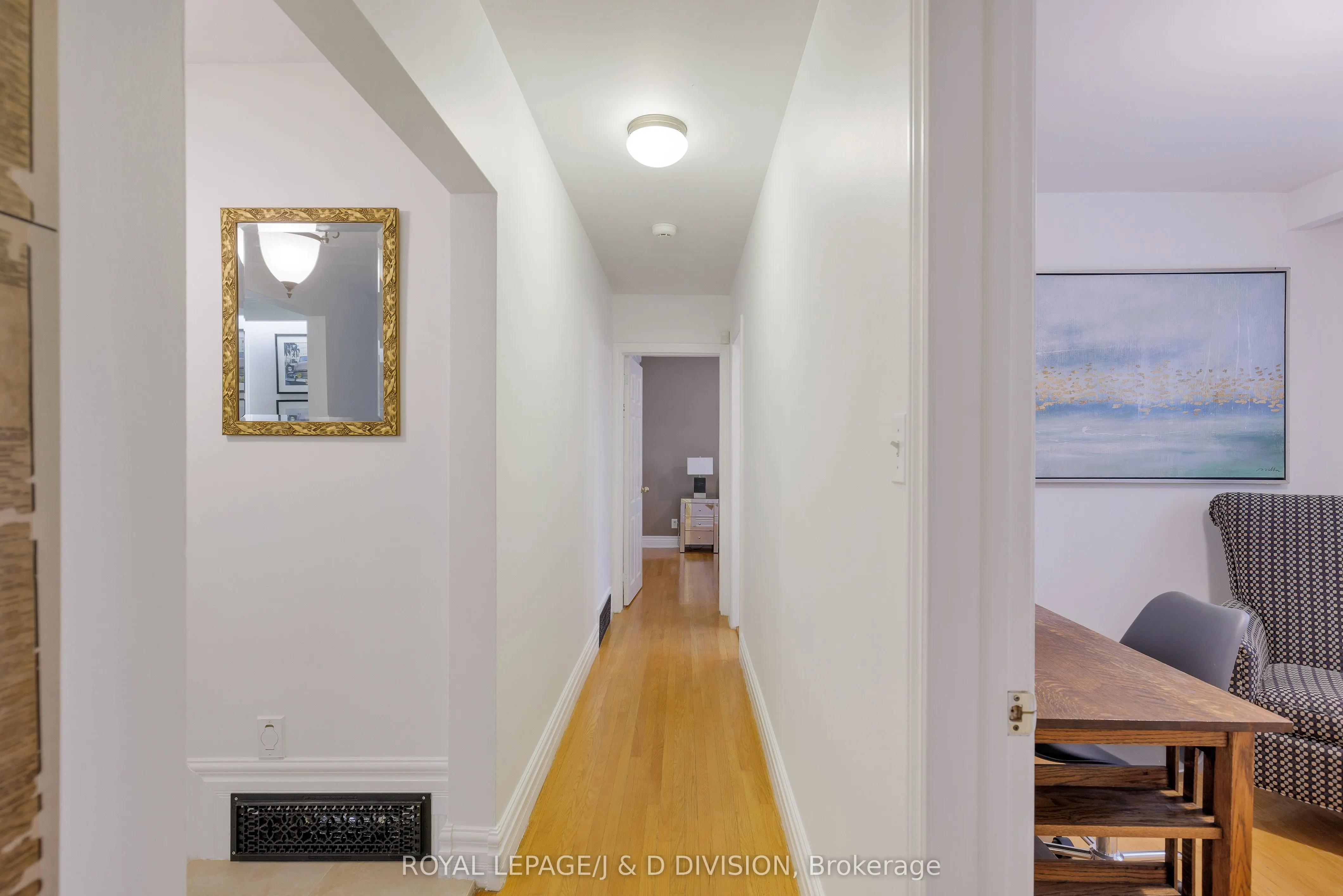 27 Paramount Court