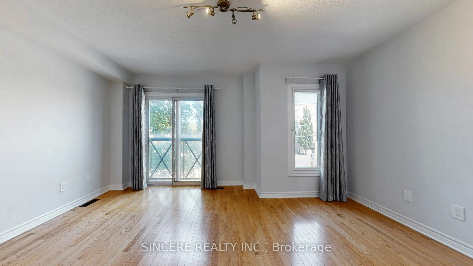 973 The Queensway