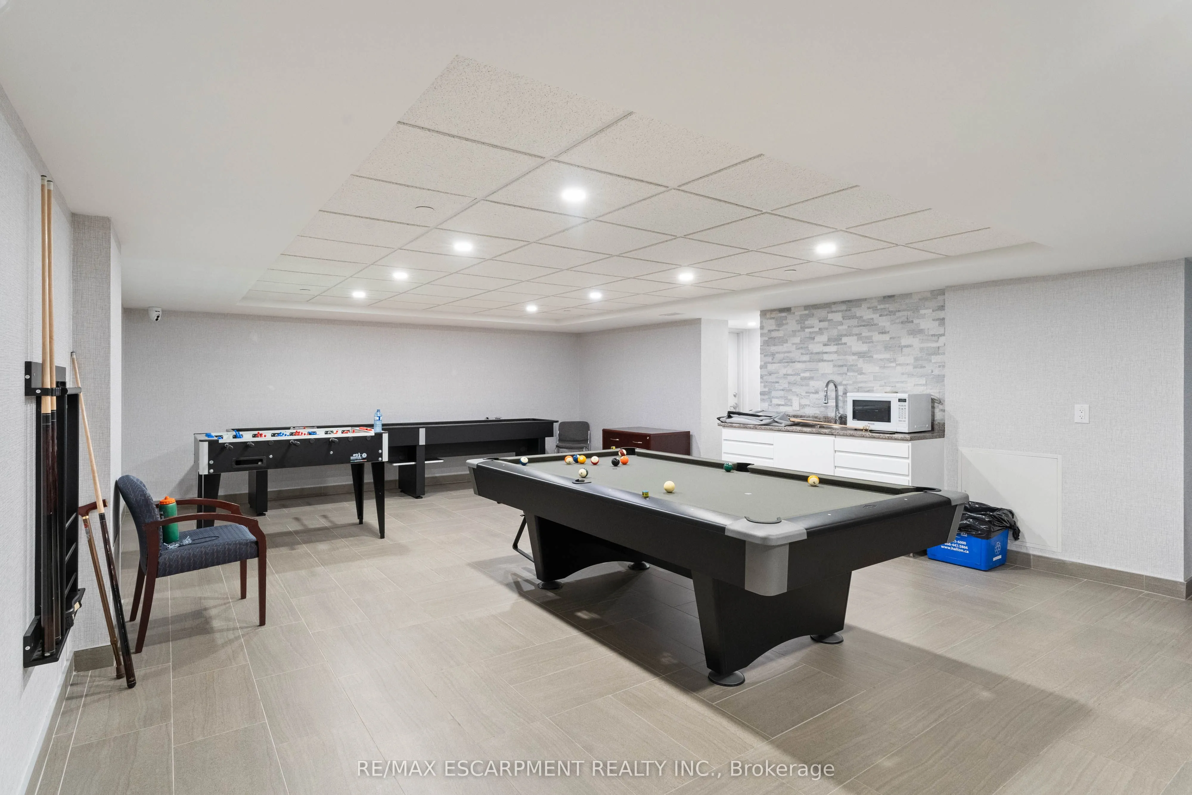 700 Dynes Road, #1103