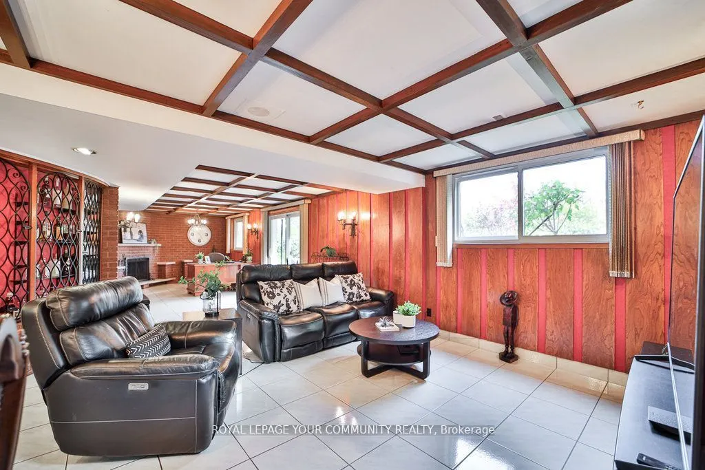 21 Disan Court