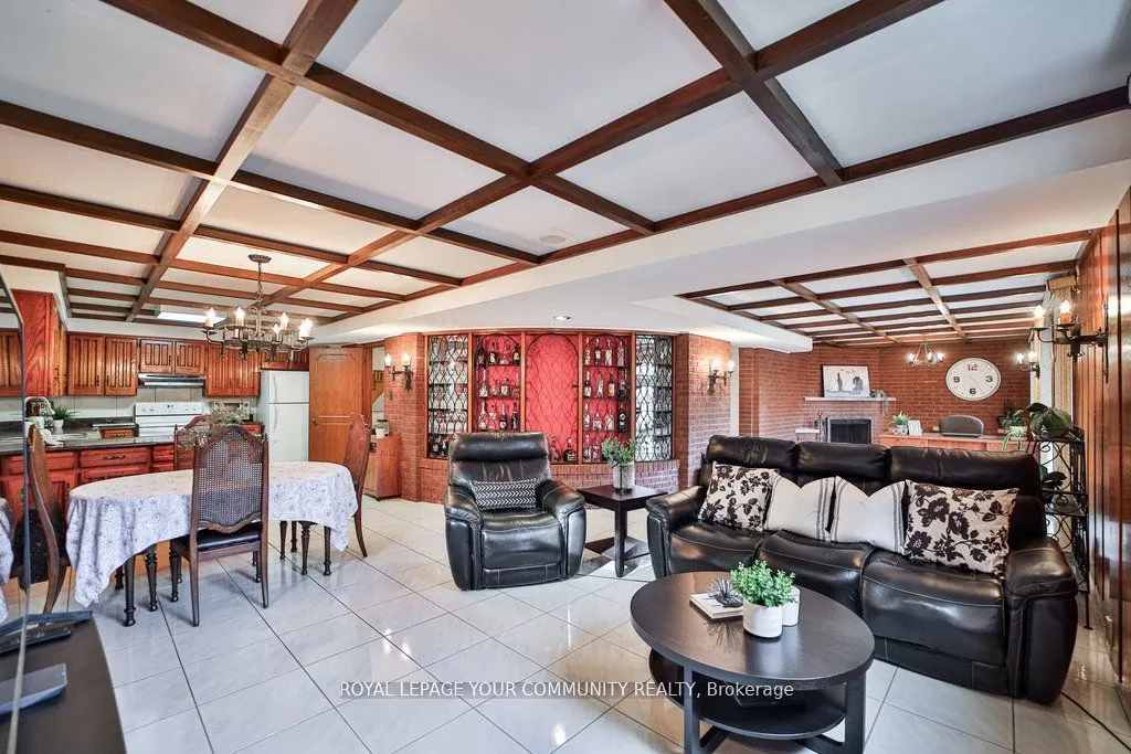 21 Disan Court