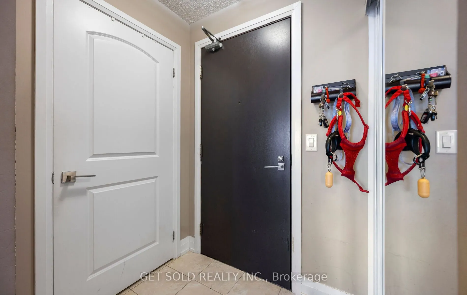 1060 Sheppard Avenue W, #914