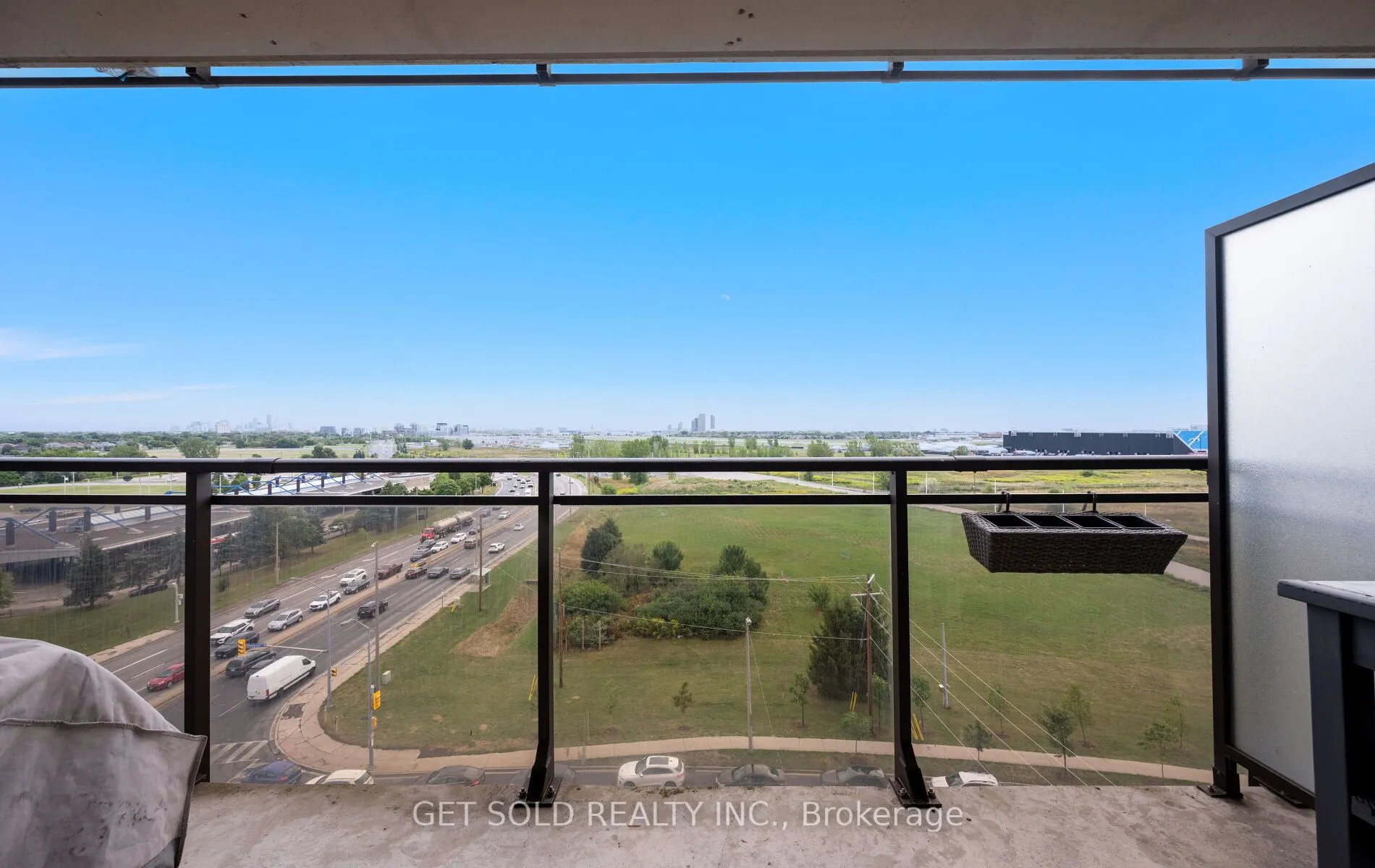 1060 Sheppard Avenue W, #914