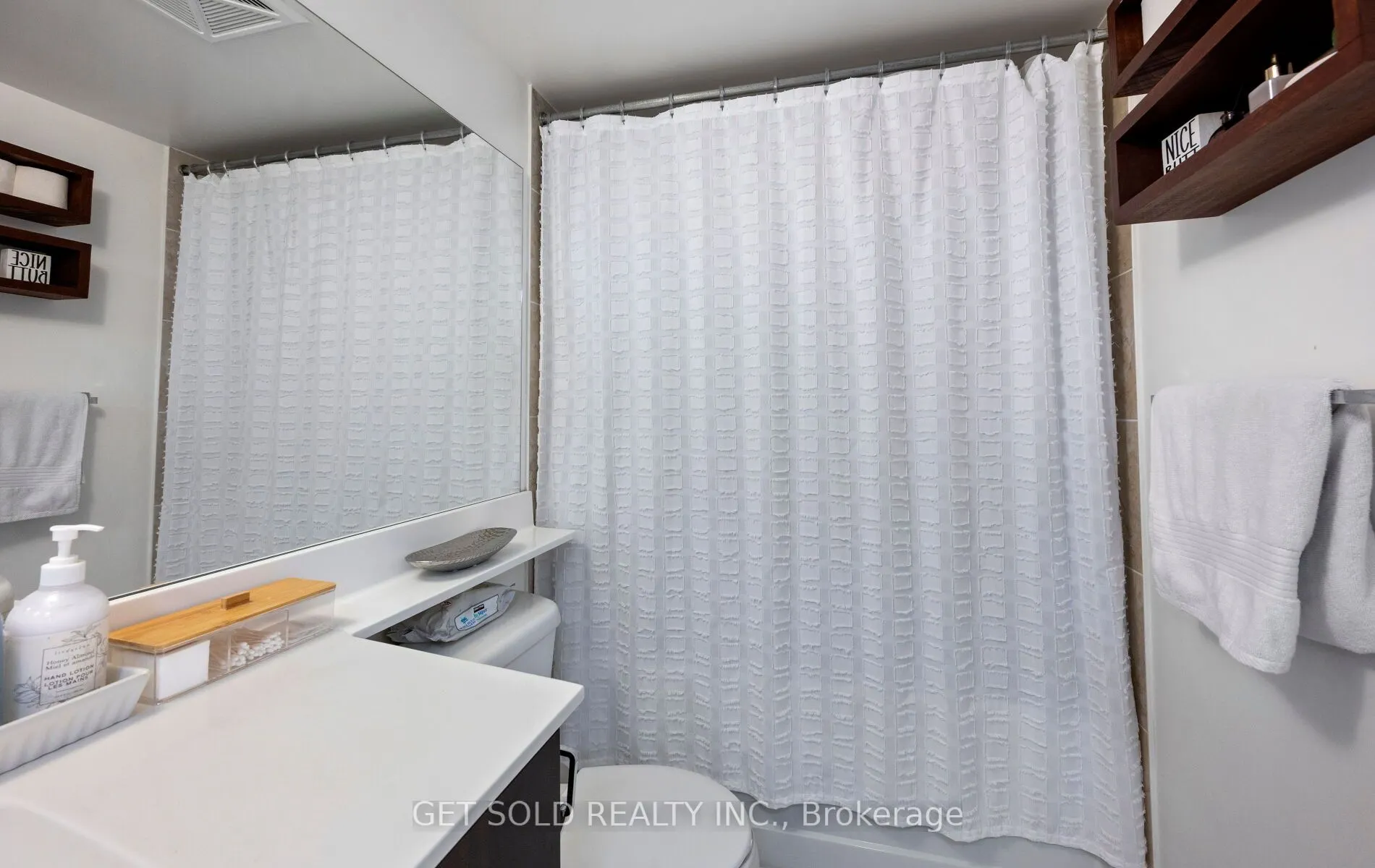 1060 Sheppard Avenue W, #914