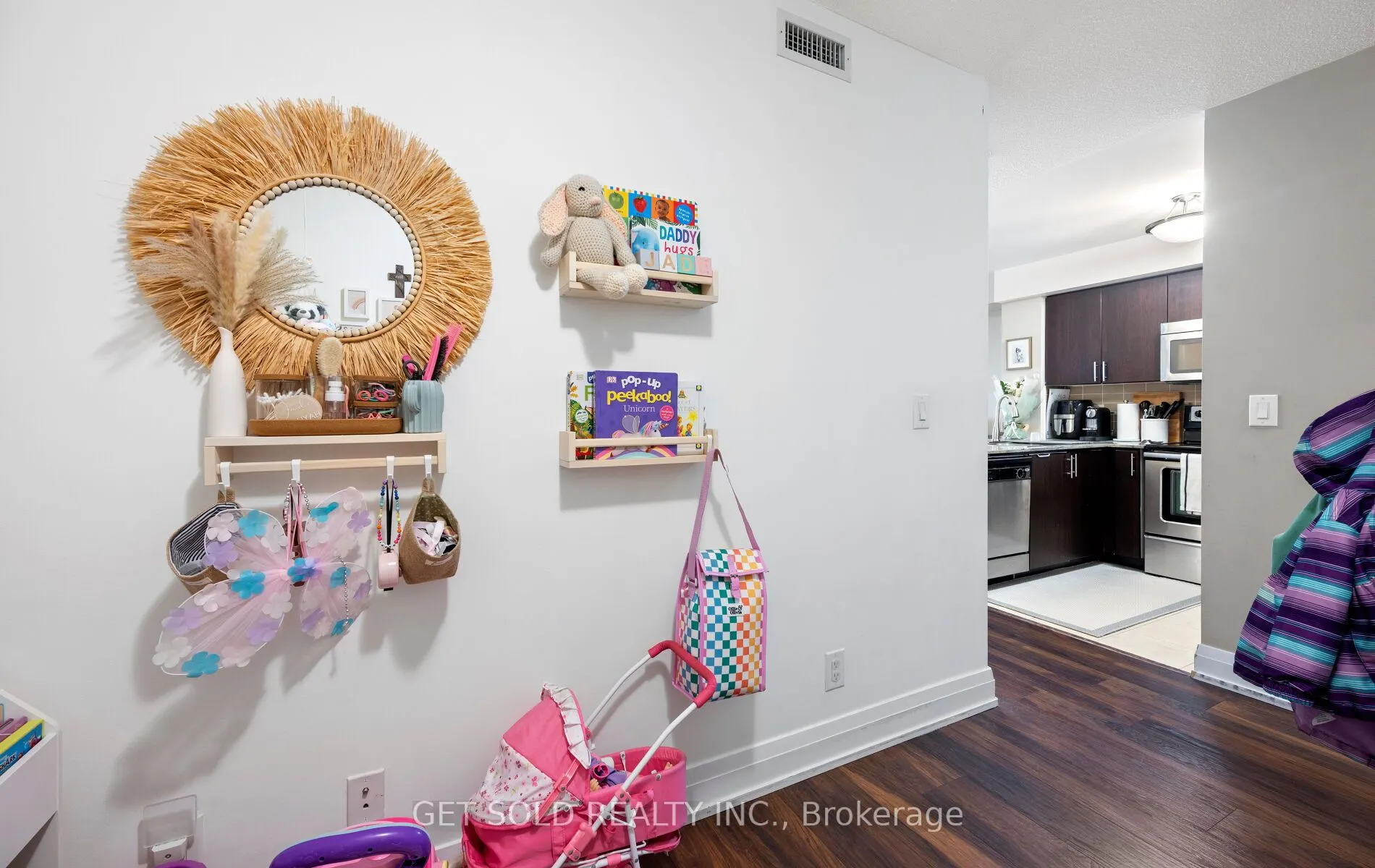 1060 Sheppard Avenue W, #914