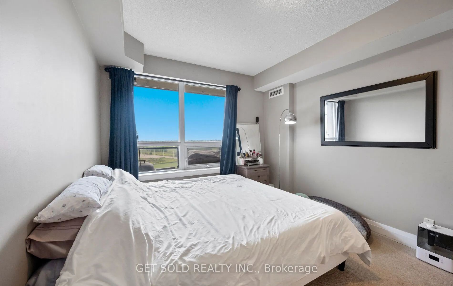 1060 Sheppard Avenue W, #914