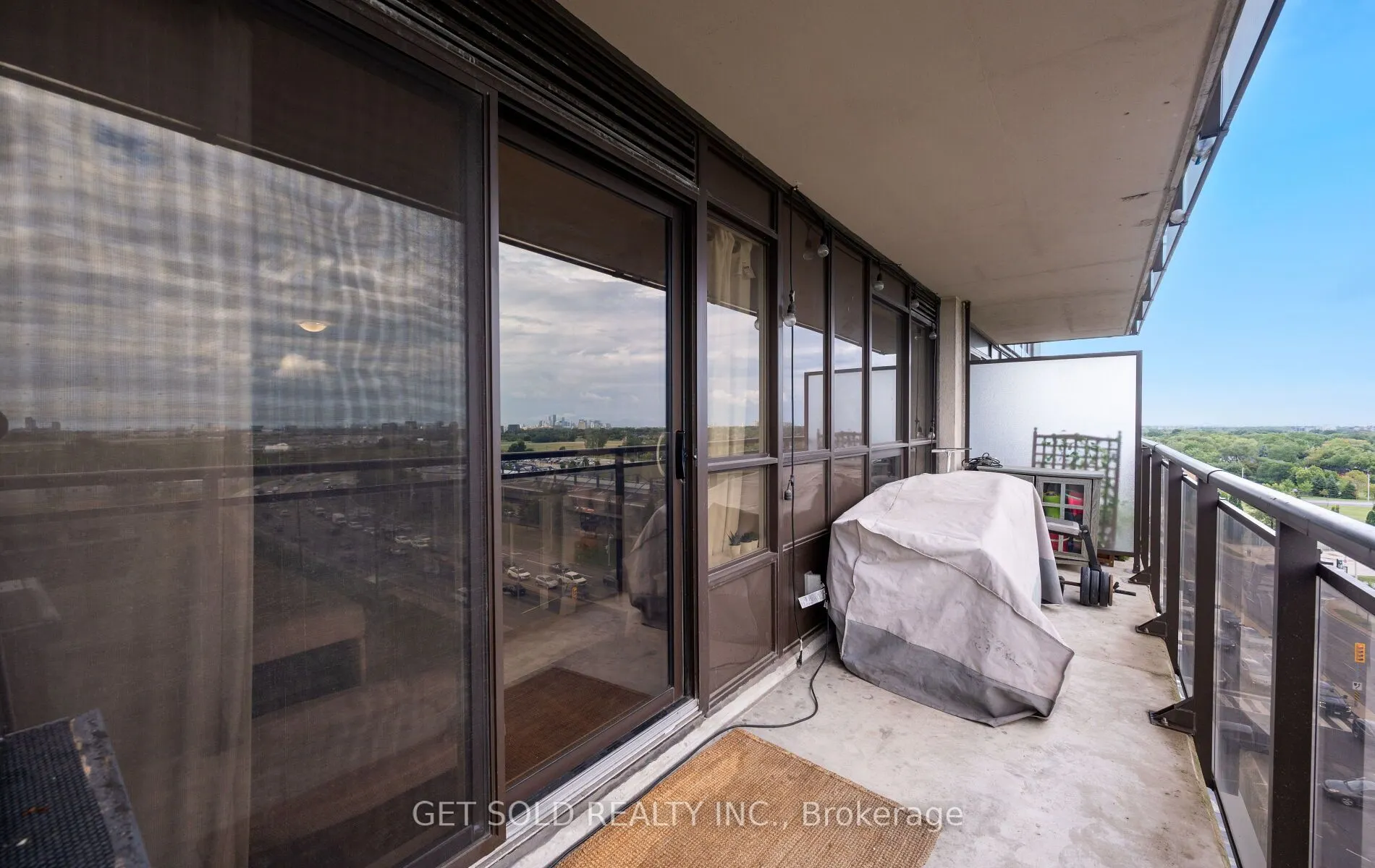 1060 Sheppard Avenue W, #914
