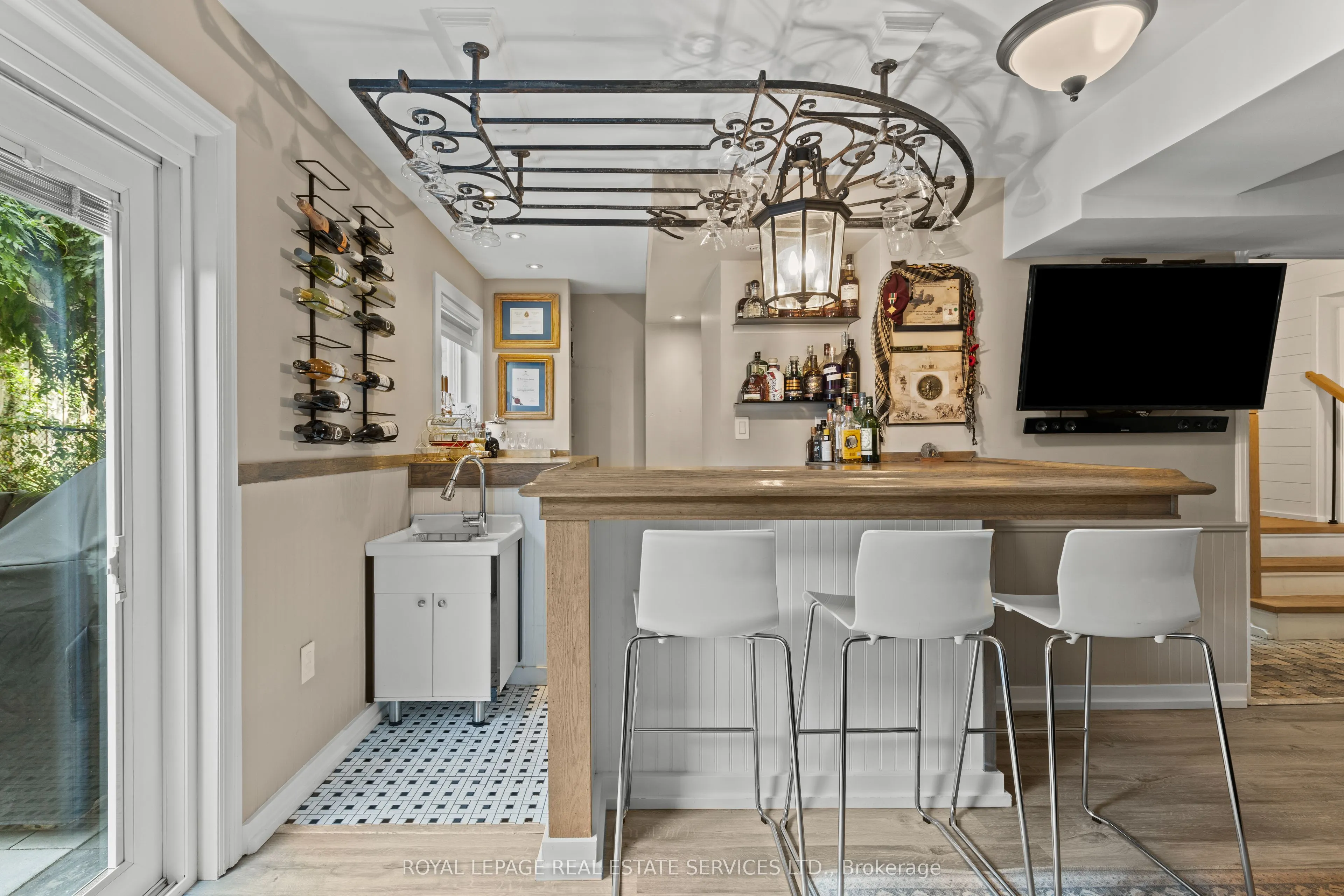 2303 Marine Drive, #5