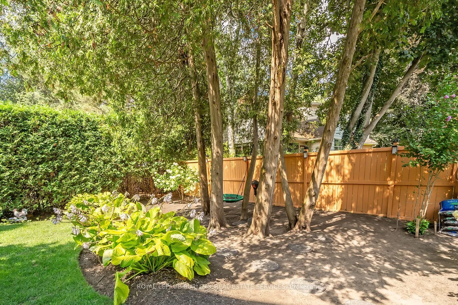 253 Rossmore Boulevard