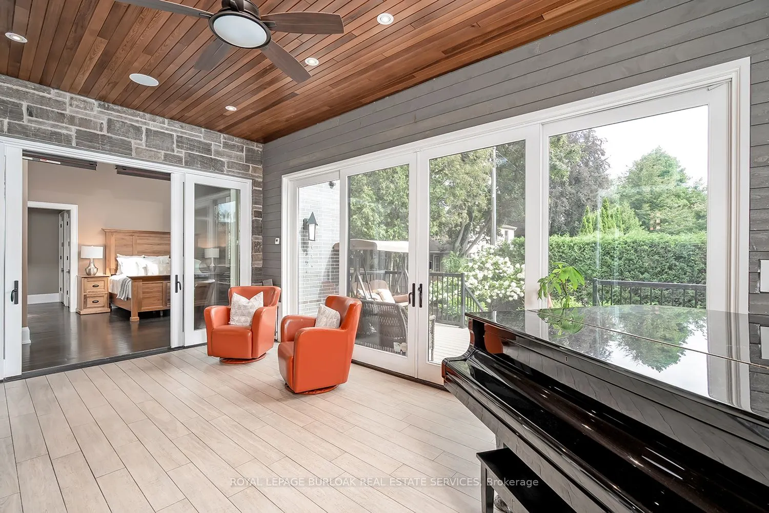 253 Rossmore Boulevard