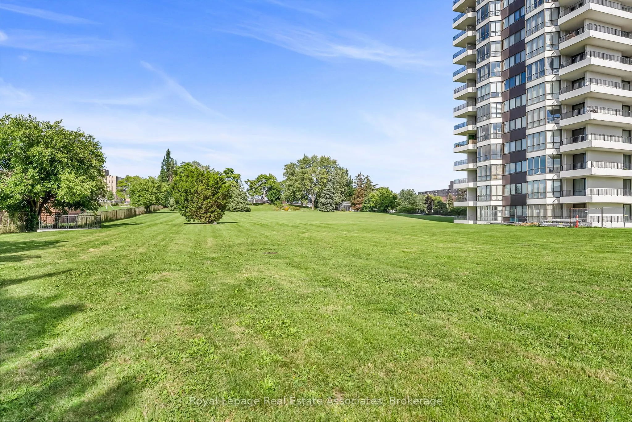 1333 Bloor Street E, #611
