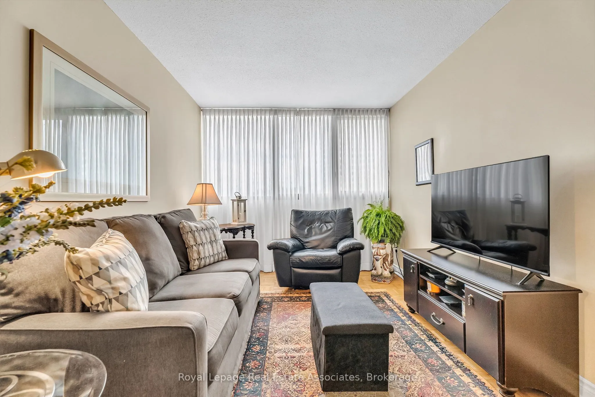 1333 Bloor Street E, #611