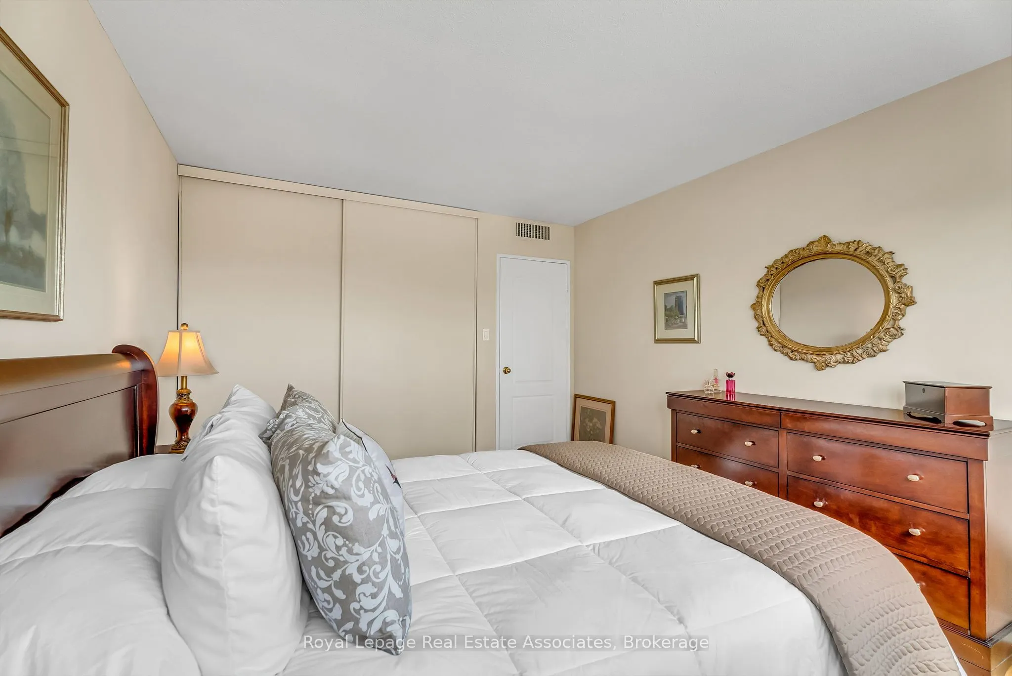 1333 Bloor Street E, #611